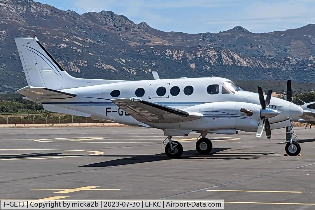 F-GETJ, 1978 Beech E90 King Air C/N LW-296, Parked