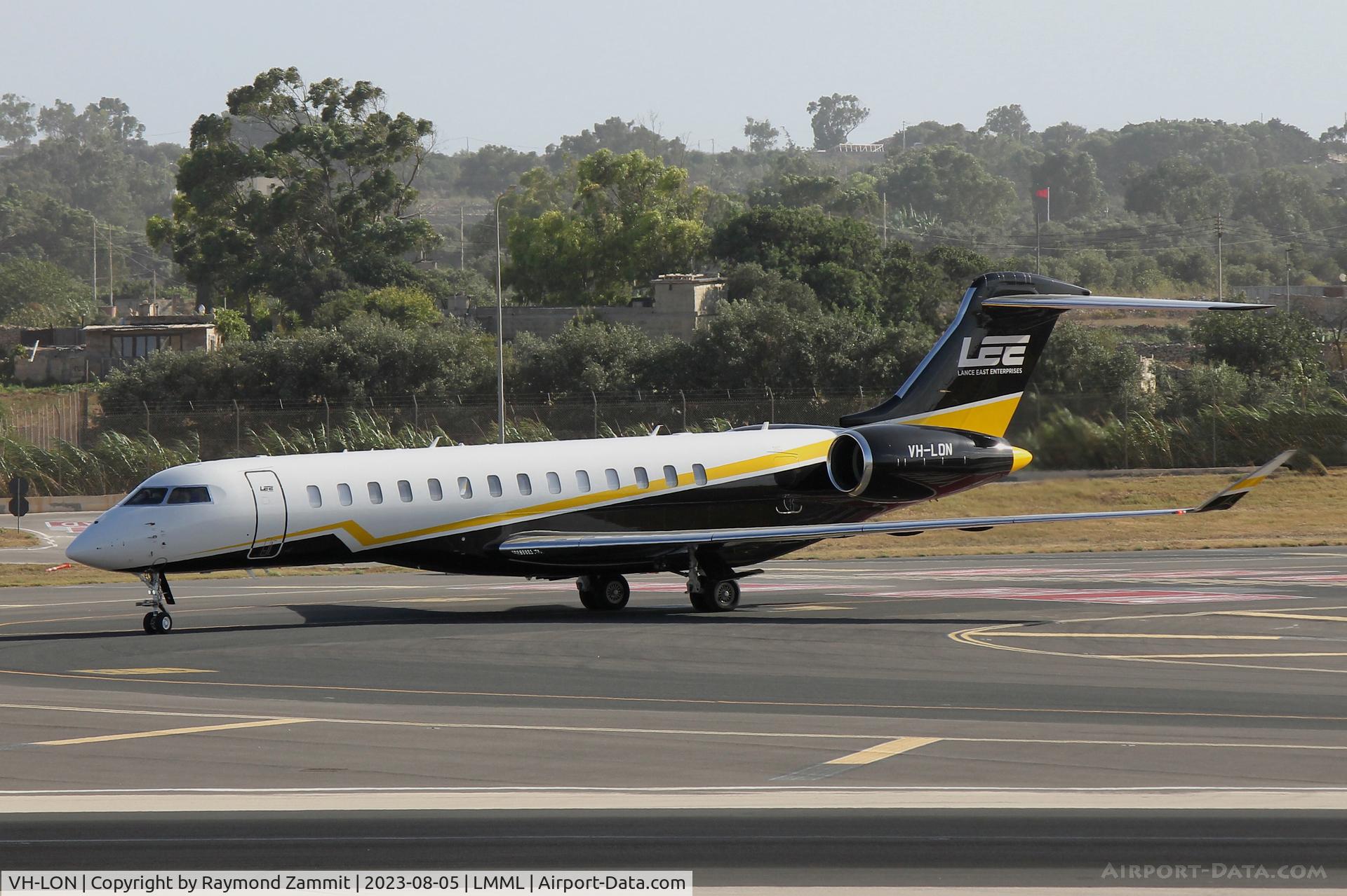 VH-LON, 2021 Bombardier Global 7500 C/N 70091, Bombardier Global 7500 VH-LON Seletar Jet Charter