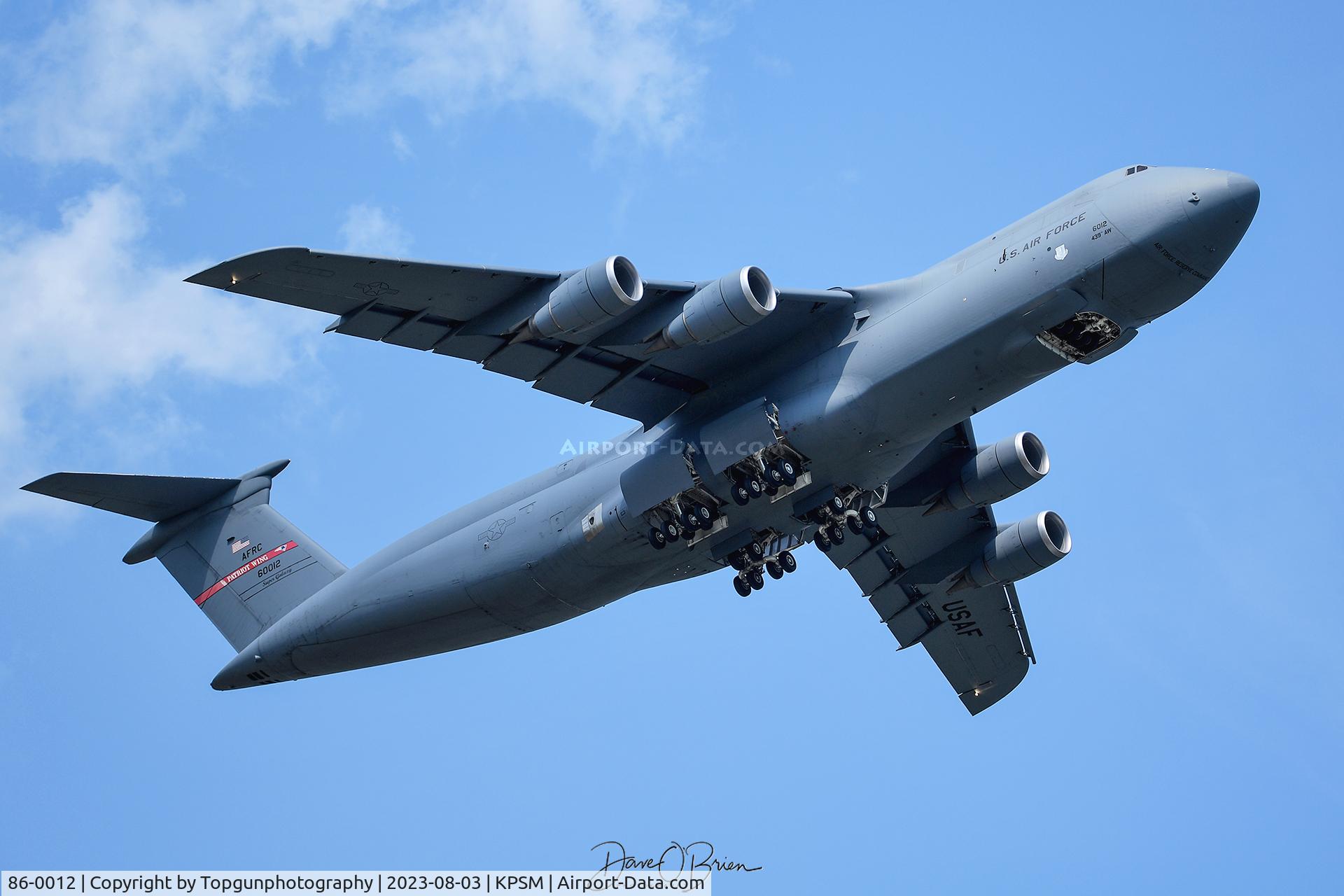 86-0012, 1986 Lockheed C-5B Galaxy C/N 500-0098, RODD20 lifts off from RW16