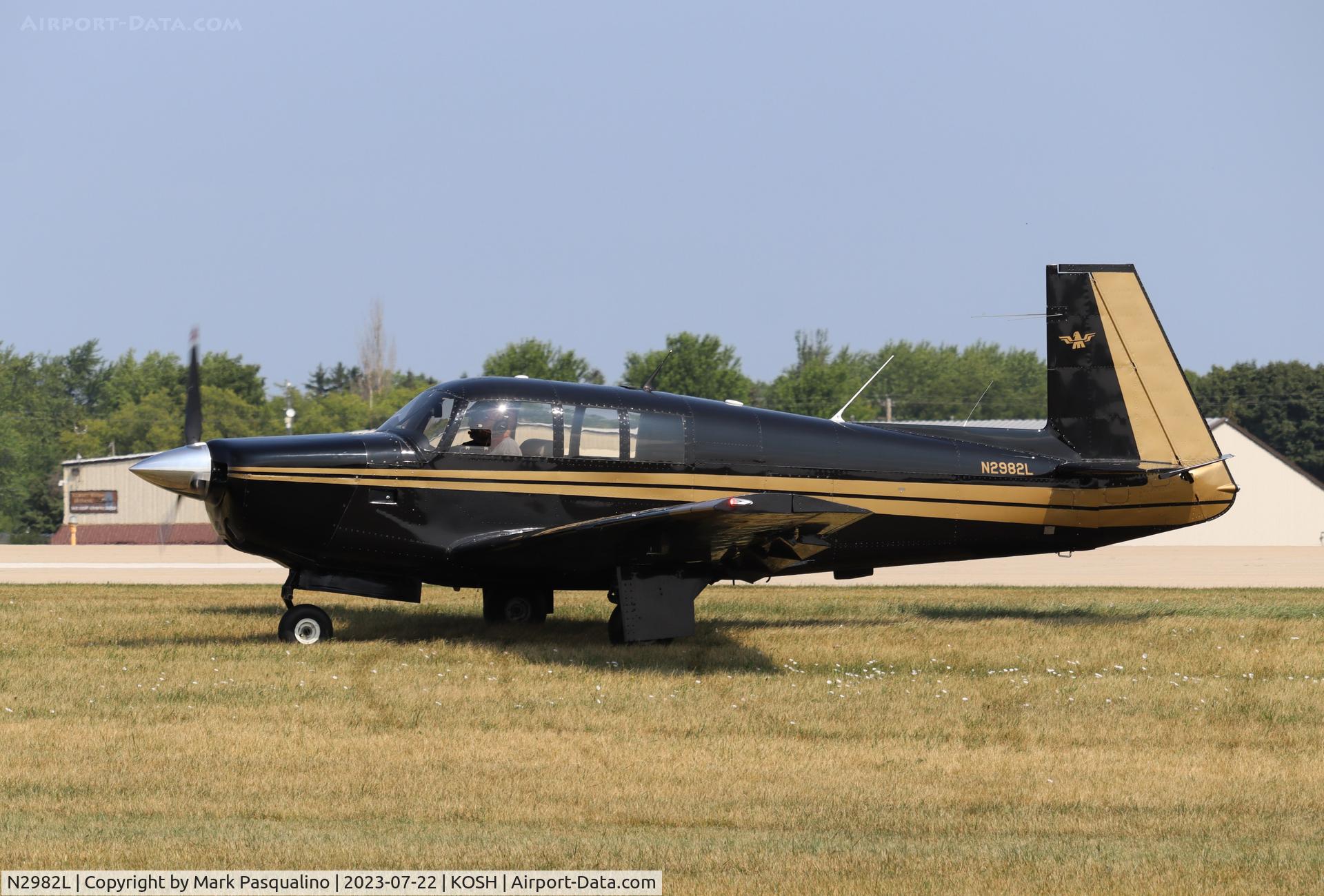 N2982L, 1967 Mooney M20F Executive C/N 670341, Mooney M20F