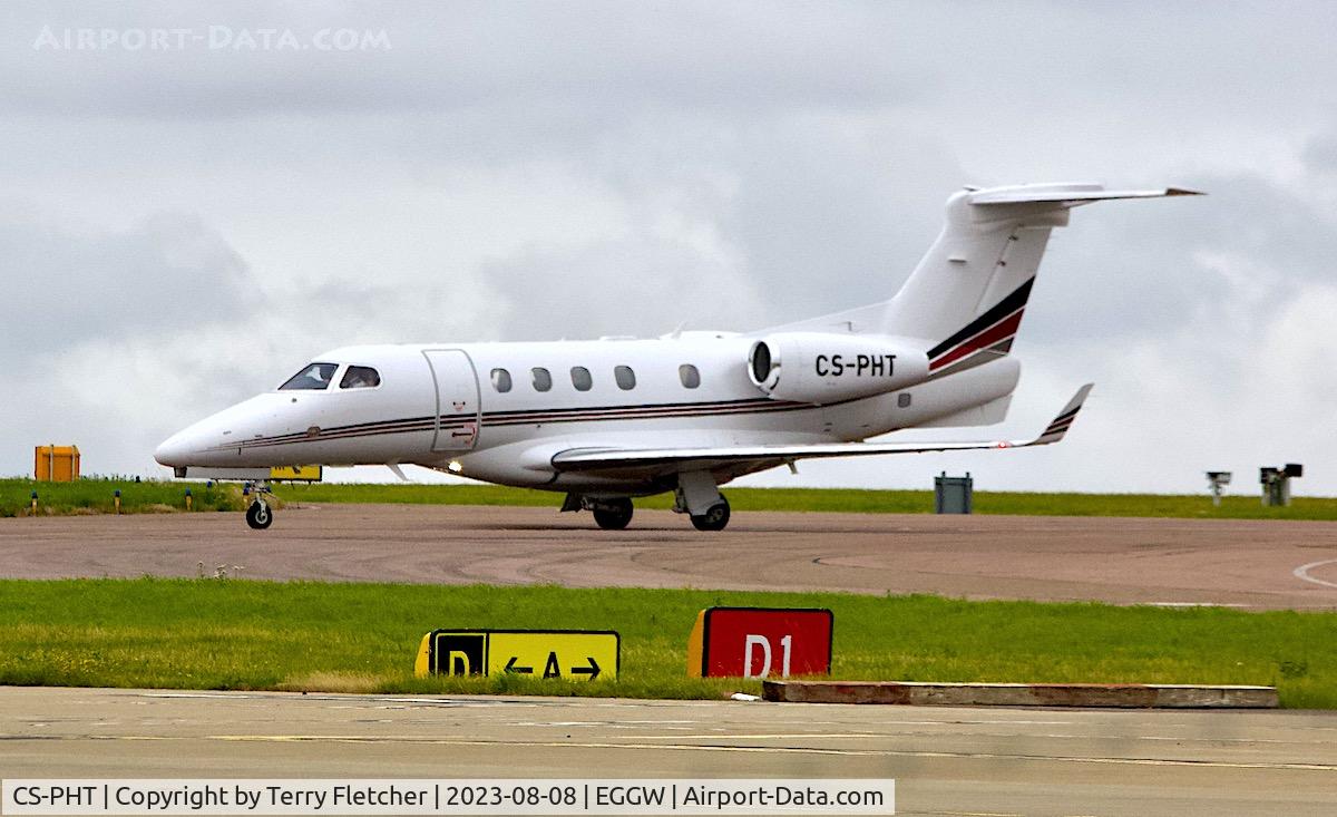 CS-PHT, 2022 Embraer EMB-505 Phenom 300 C/N 50500656, At Luton Airport