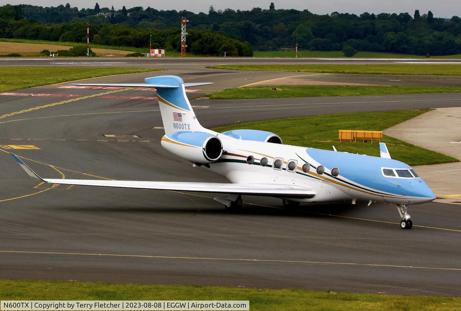 N600TX, 2021 Gulfstream Aerospace GVII-G600 C/N 73064, At Luton Airport
