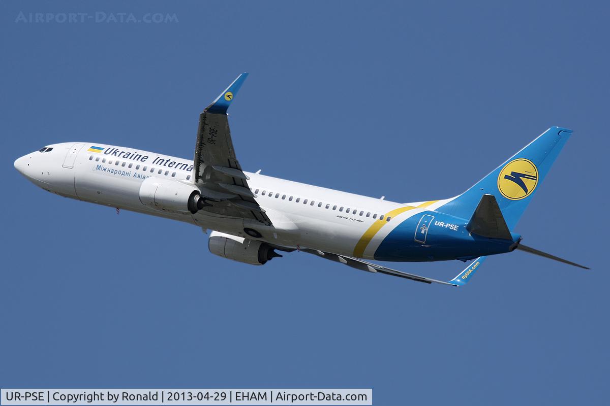 UR-PSE, 2012 Boeing 737-84R C/N 38119, at spl