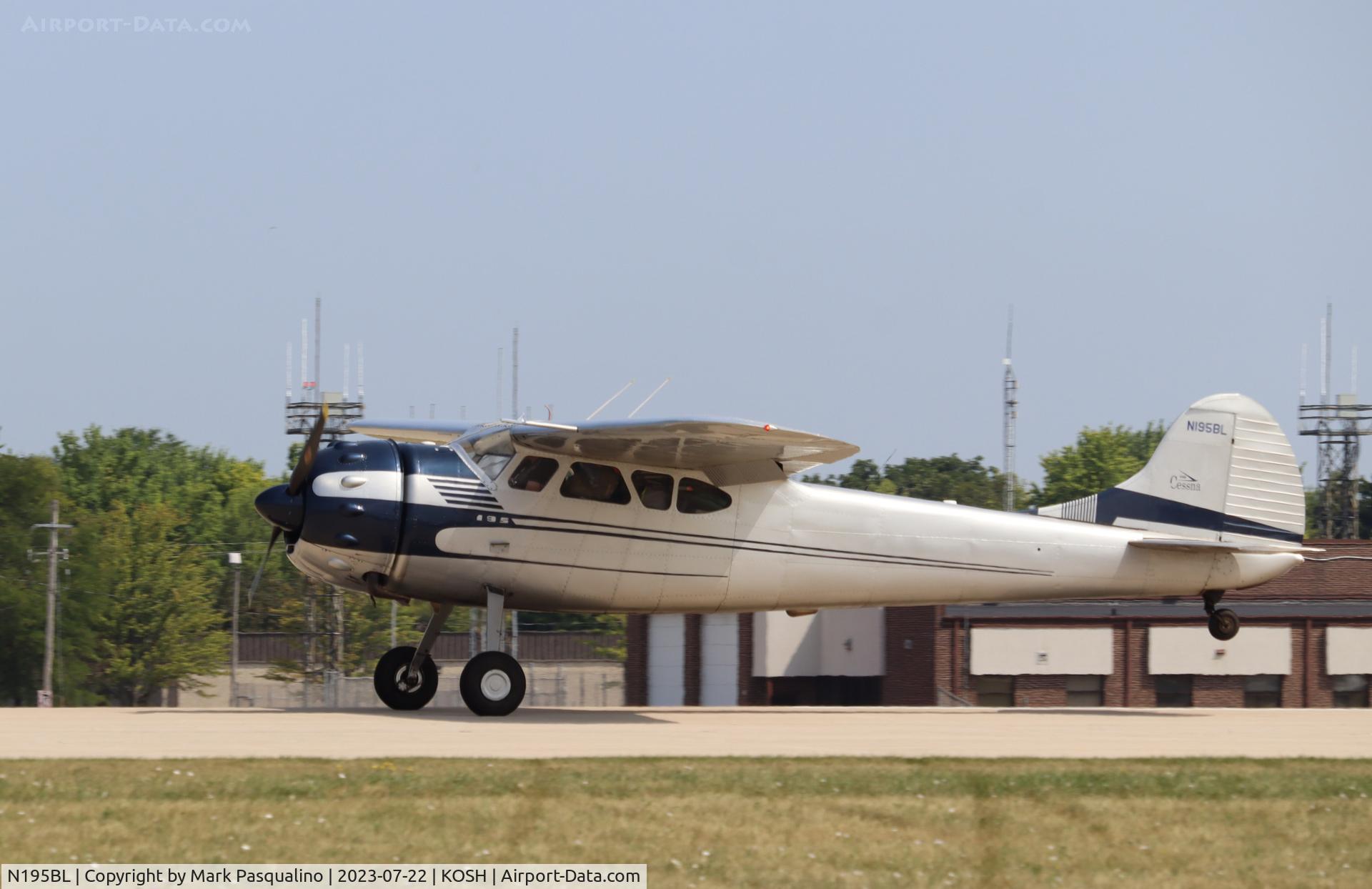 N195BL, 1952 Cessna 195 C/N 7872, Cessna 195