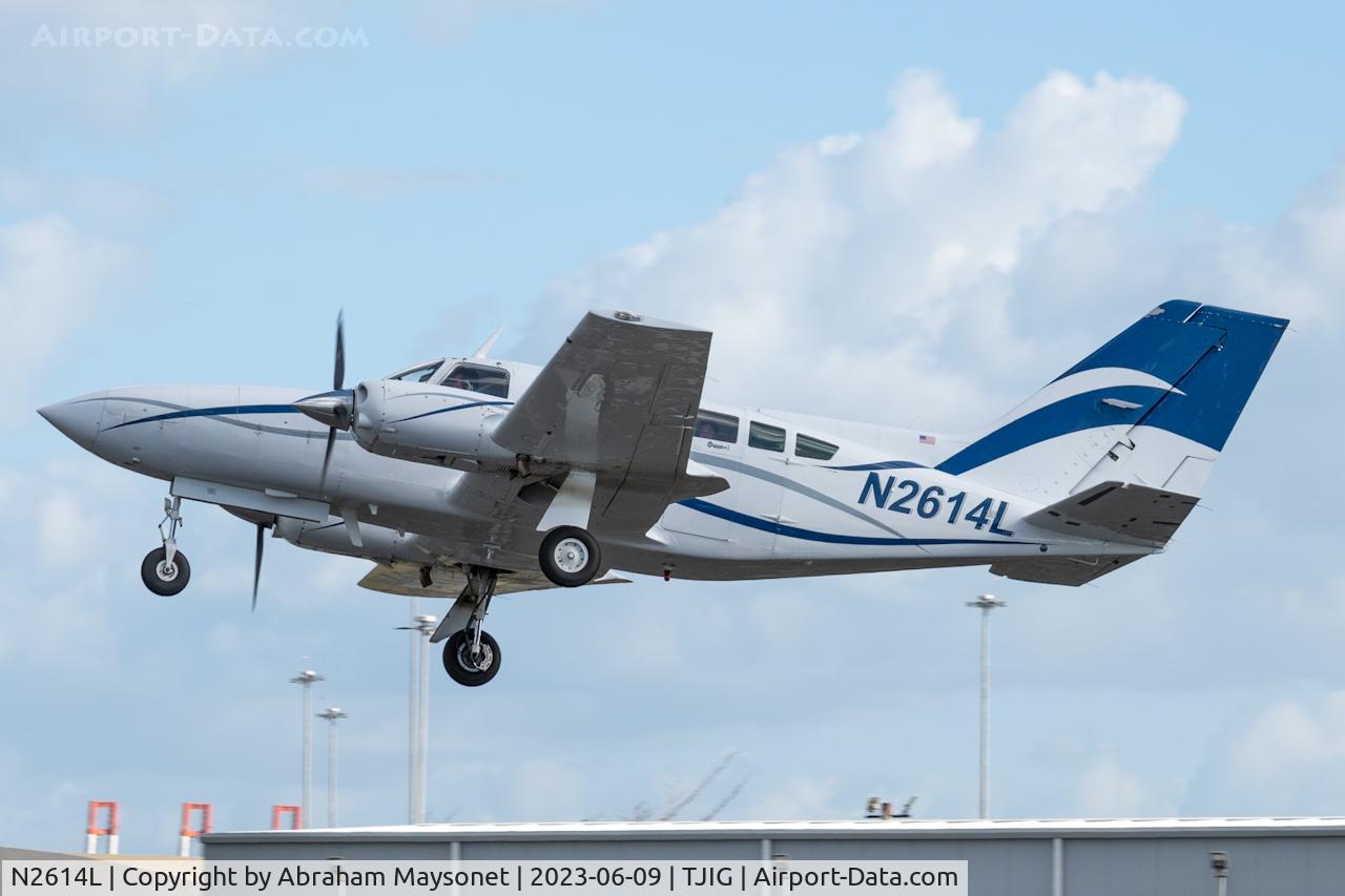 N2614L, 1979 Cessna 402C C/N 402C0092, New Scheme Paint Job