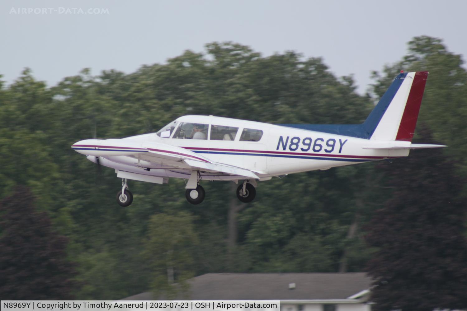 N8969Y, 1971 Piper PA-39-160 Twin Comanche C/R C/N 39-132, 1971 Piper PA-39-160 Twin Comanche C/R, c/n: 39-132, AirVenture 2023