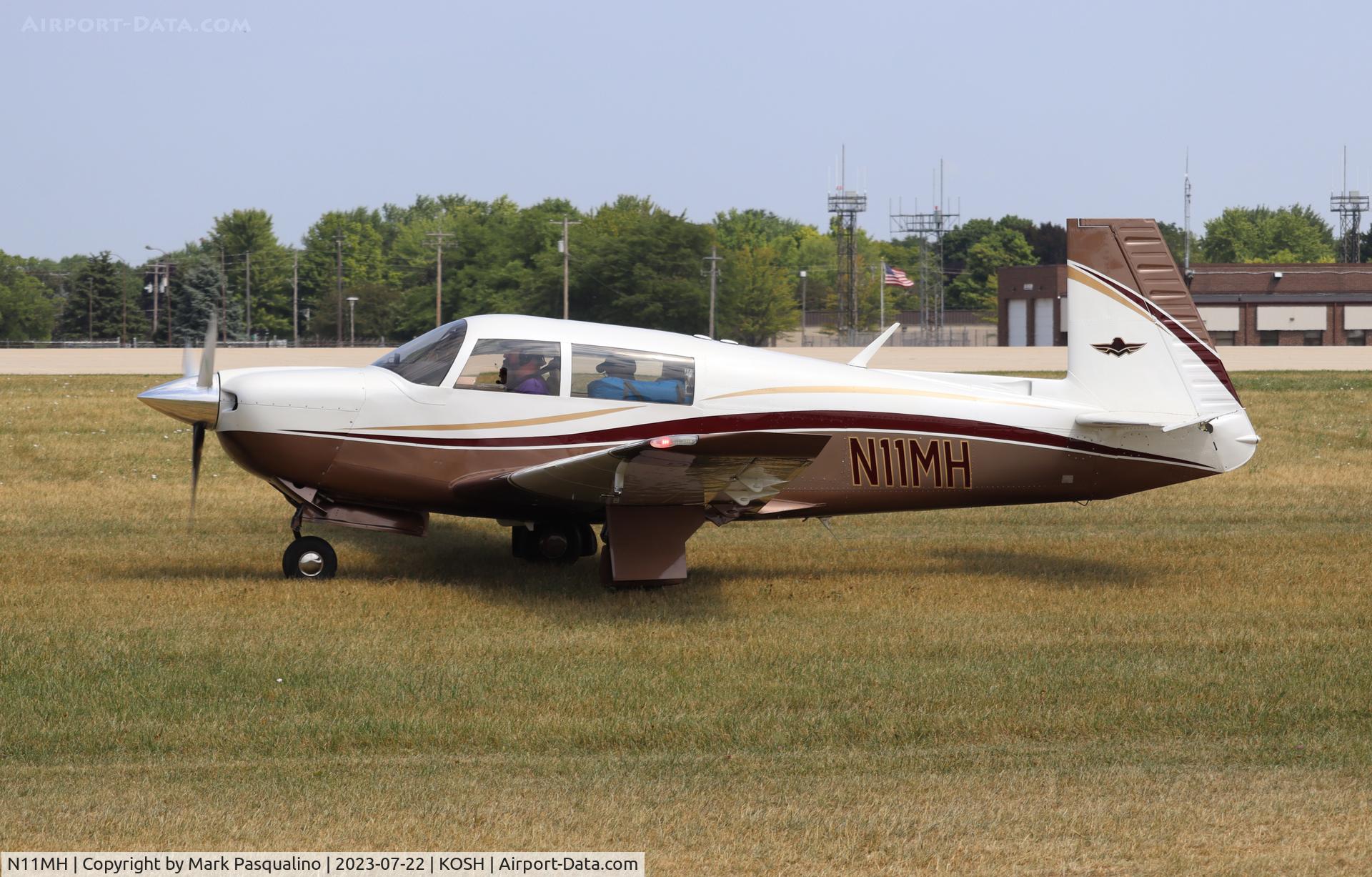 N11MH, 1977 Mooney M20J 201 C/N 24-0157, Mooney M20J