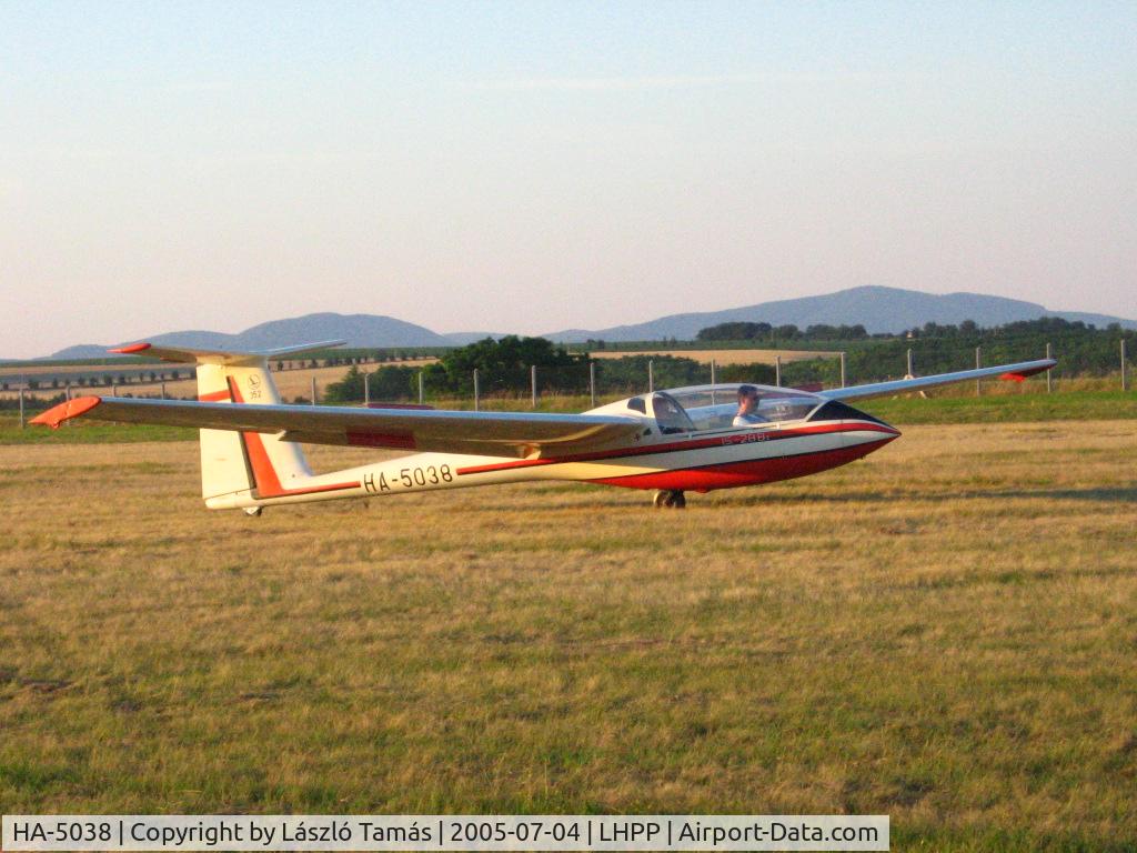 HA-5038, 1981 ICA-Brasov IS-28B2 C/N 352, IS-28 