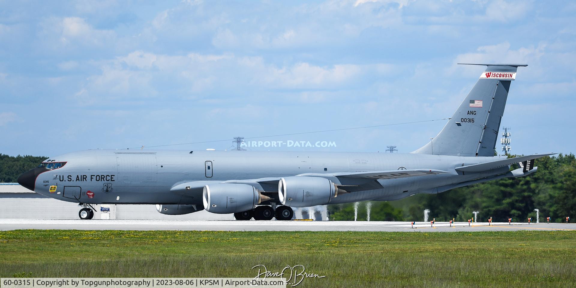 60-0315, 1960 Boeing KC-135R Stratotanker C/N 18090, ADVICE32 departing for a refueling sortie
