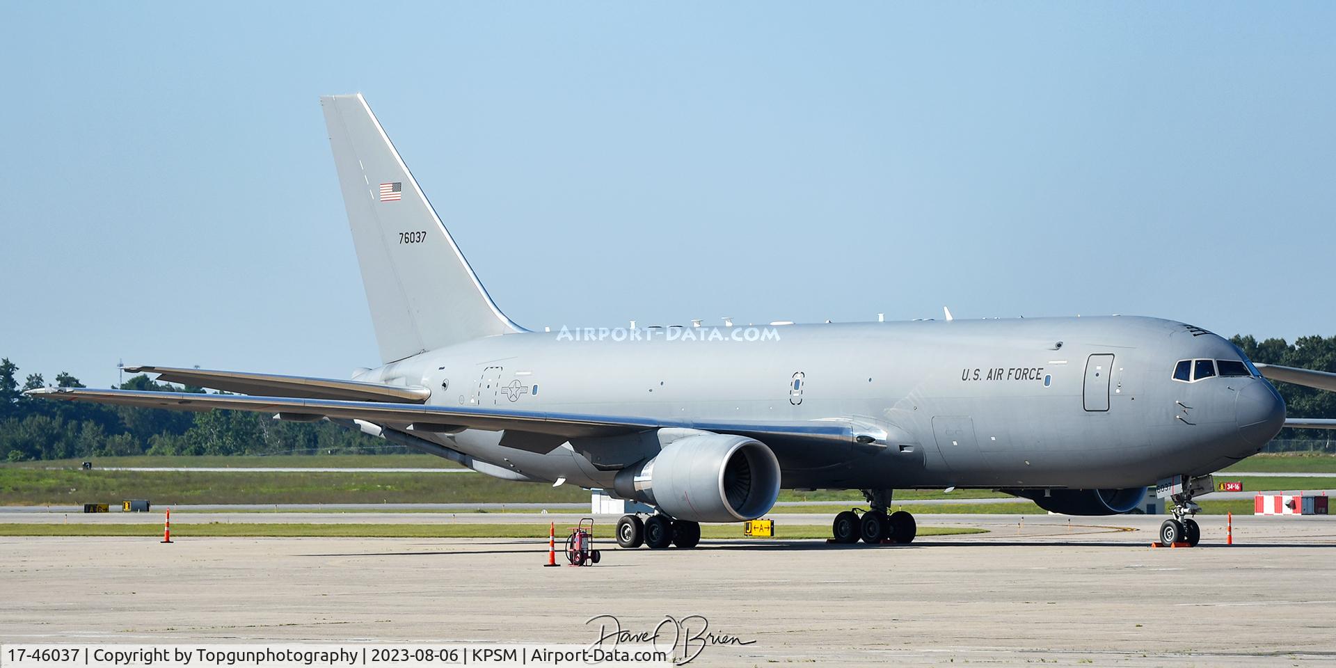 17-46037, 2017 Boeing KC-46A Pegasus C/N 41984, GOLD62