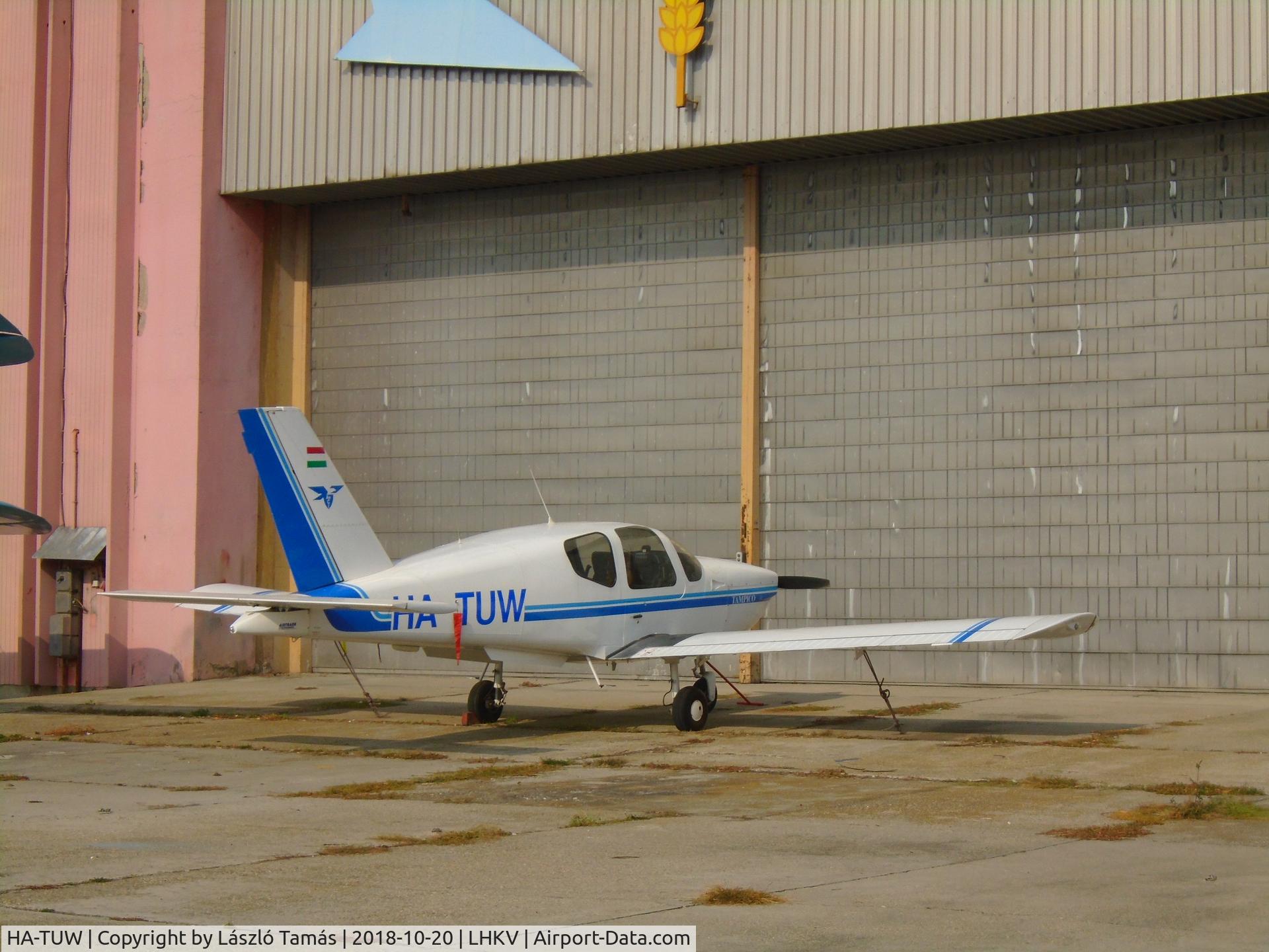 HA-TUW, Socata TB-9 Tampico C/N 1274, Kaposújlak airfield