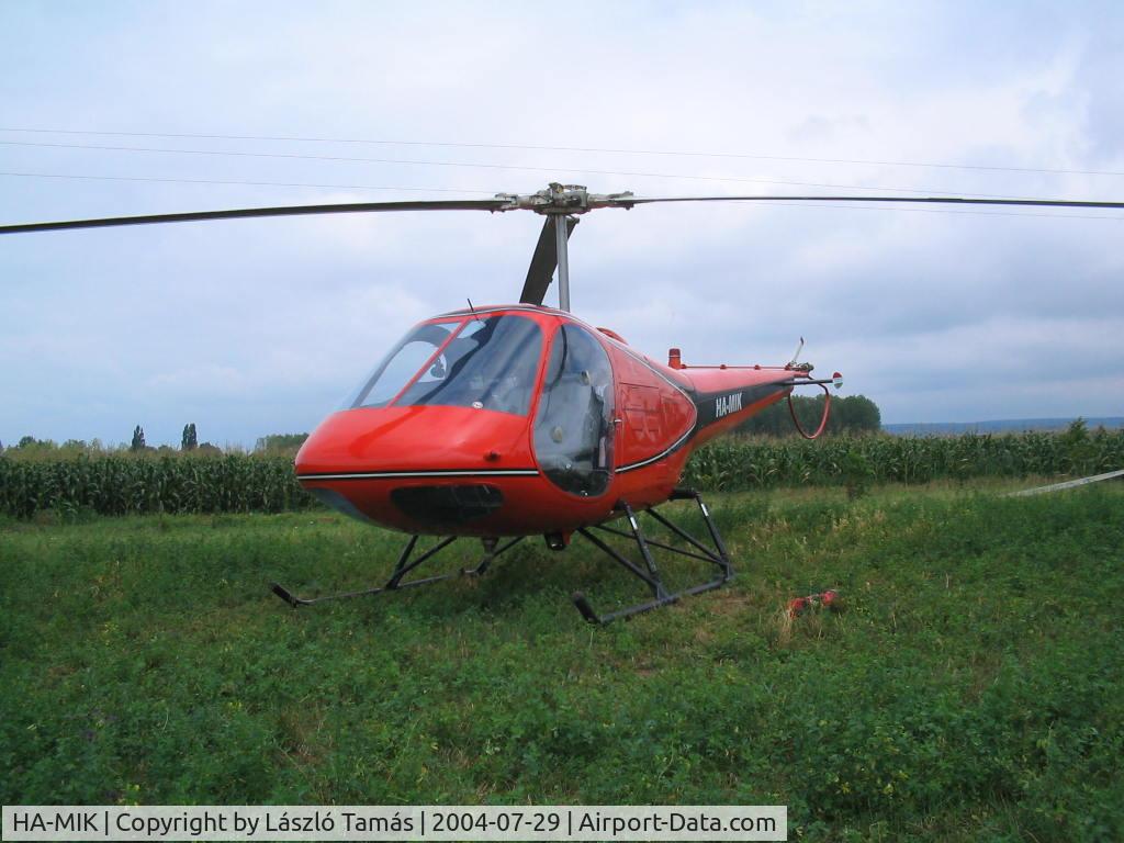 HA-MIK, 1974 Enstrom F-28A C/N 251, An Enstrom at Balaton?szöd