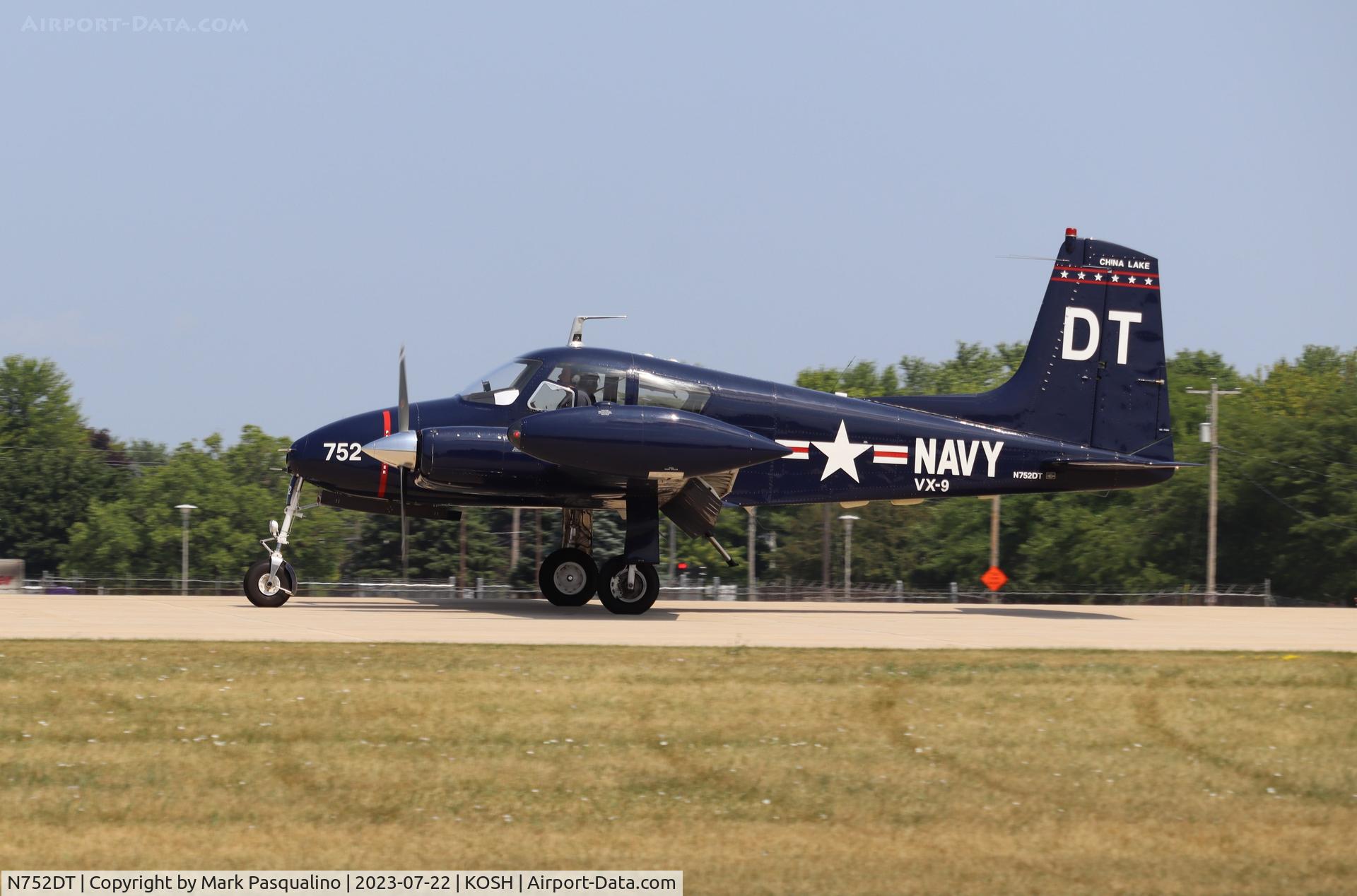 N752DT, 1958 Cessna 310B C/N 35752, Cessna 310B