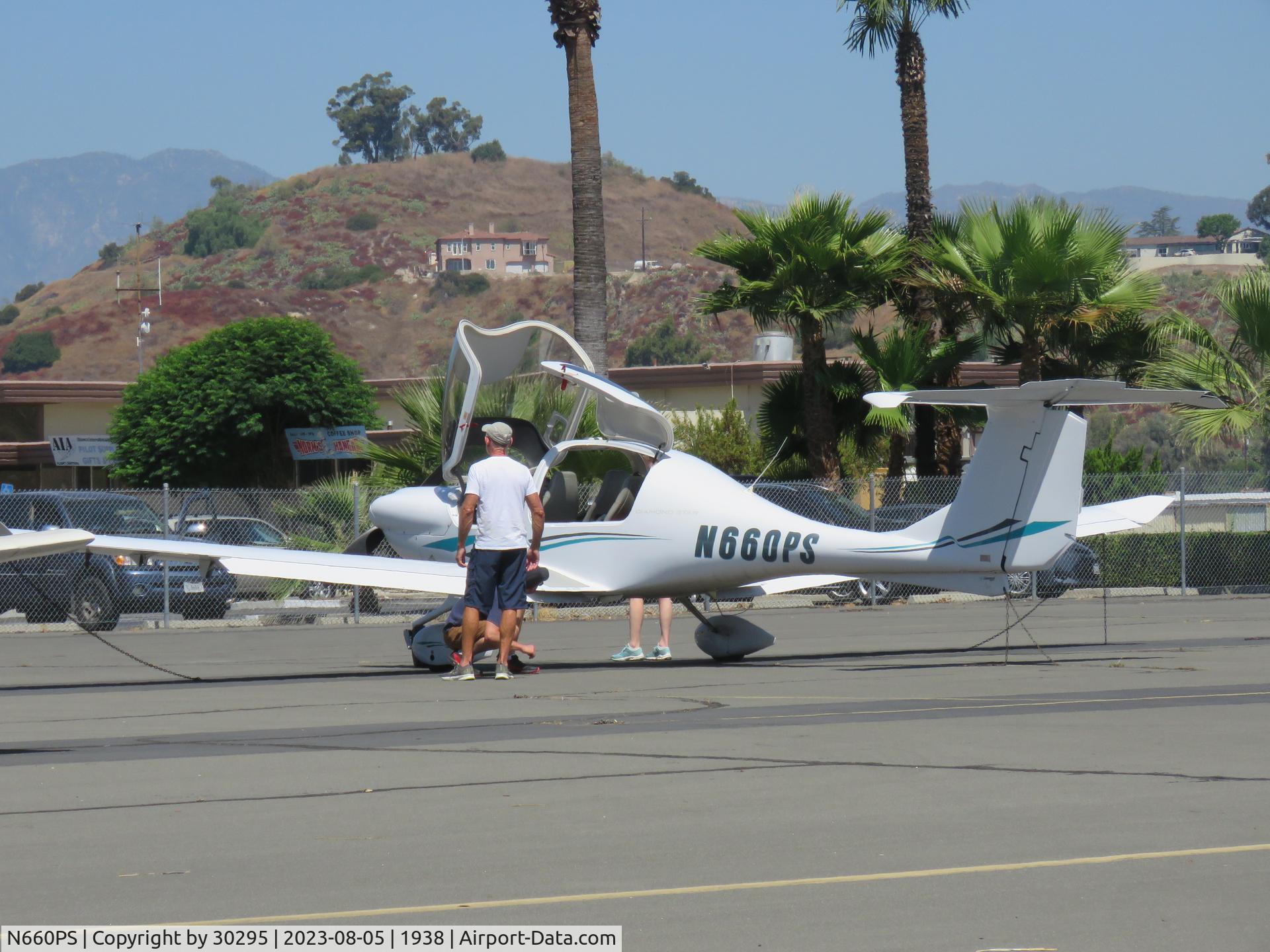 N660PS, 2006 Diamond DA-40 Diamond Star C/N 40.660, Checking it out