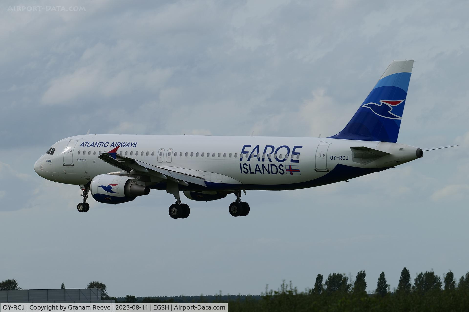 OY-RCJ, 2016 Airbus A320-214 C/N 7465, Landing at Norwich.