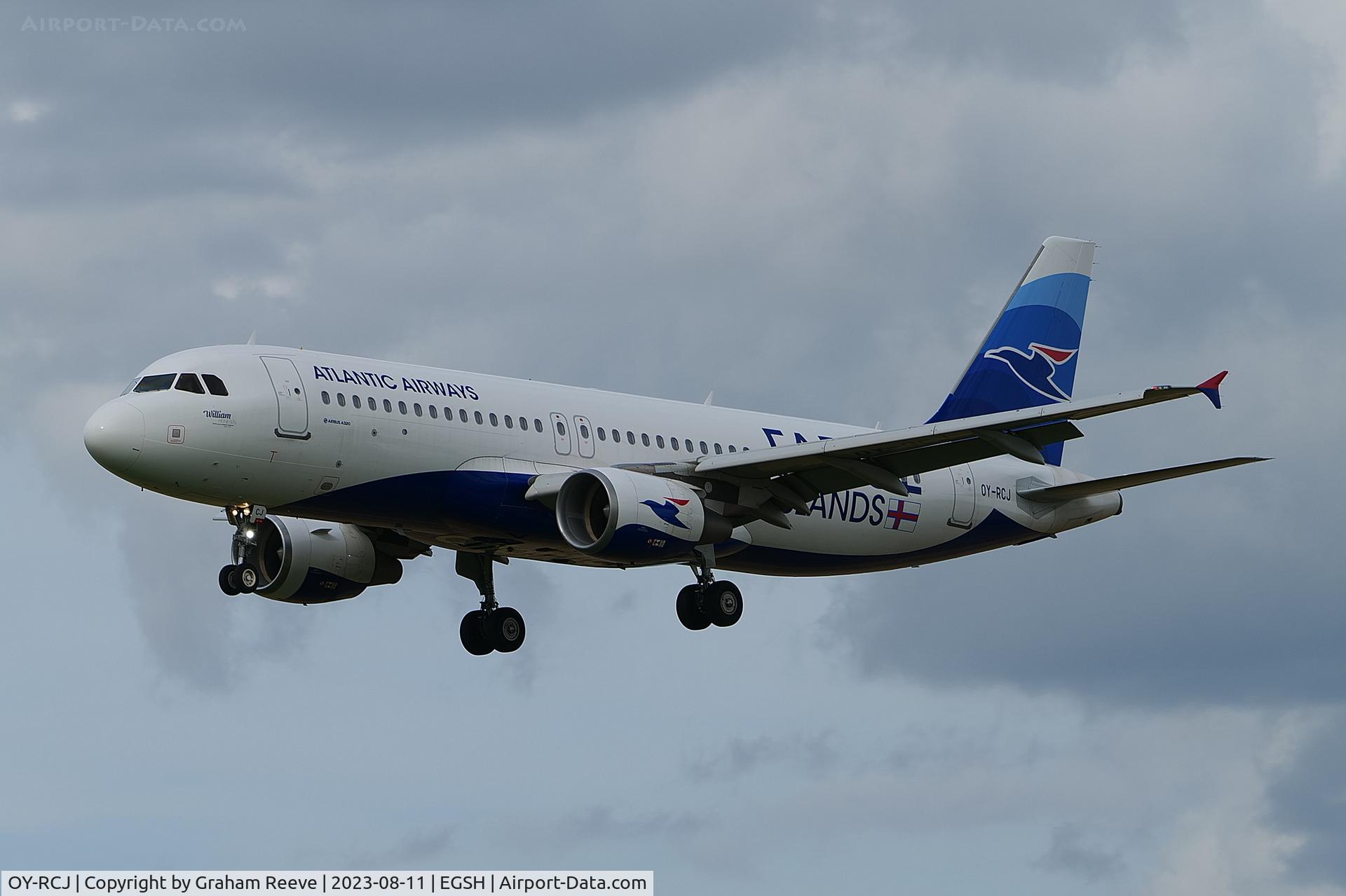 OY-RCJ, 2016 Airbus A320-214 C/N 7465, Landing at Norwich.