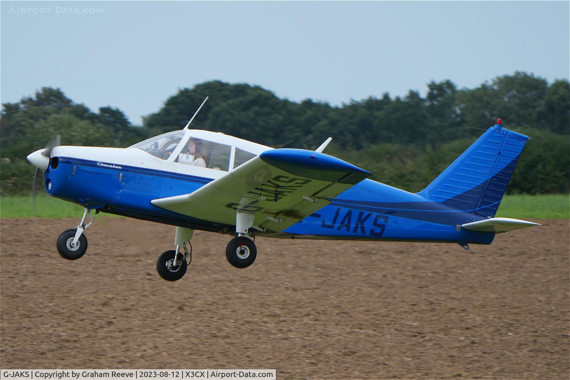 G-JAKS, 1962 Piper PA-28-160 Cherokee Cherokee C/N 28-339, Departing from Northrepps.
