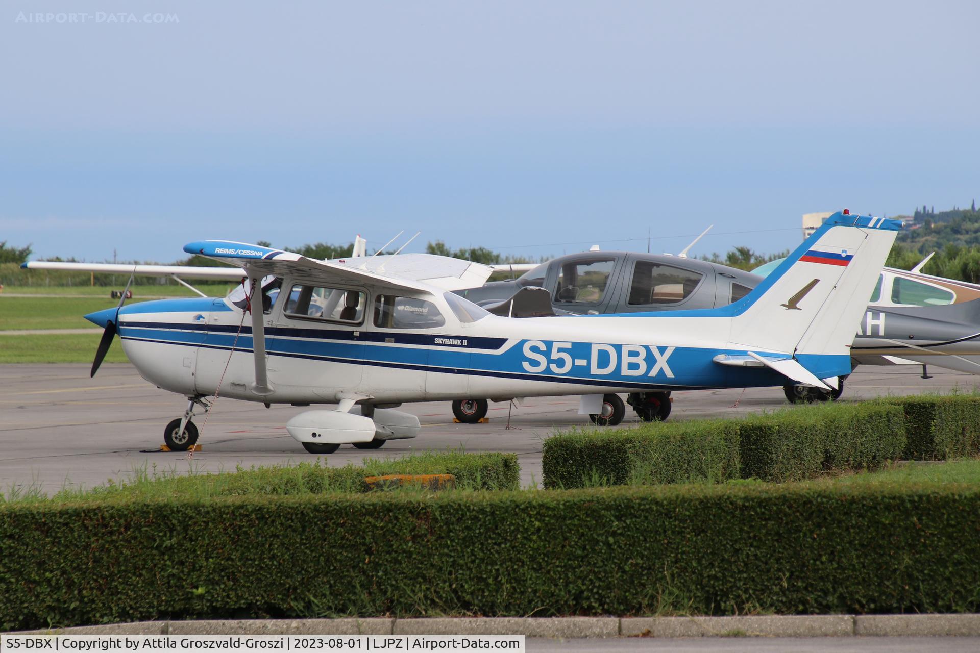 S5-DBX, Reims F172N Skyhawk II Skyhawk C/N F17202021, LJPZ - Portorož Airport, Slovenia