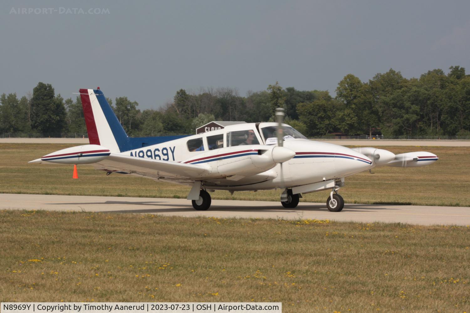 N8969Y, 1971 Piper PA-39-160 Twin Comanche C/R C/N 39-132, 1971 Piper PA-39-160 Twin Comanche C/R, c/n: 39-132, AirVenture 2023