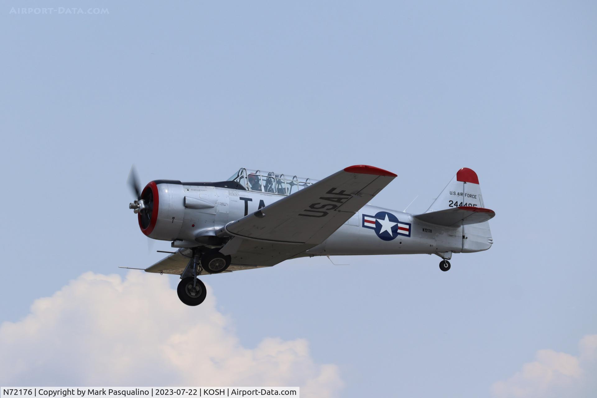 N72176, 1942 North American AT-6D C/N 42-44495, North American AT-6D