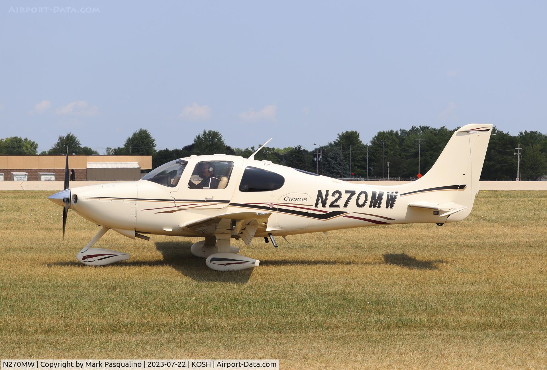 N270MW, 2003 Cirrus SR22 C/N 0735, Cirrus SR22