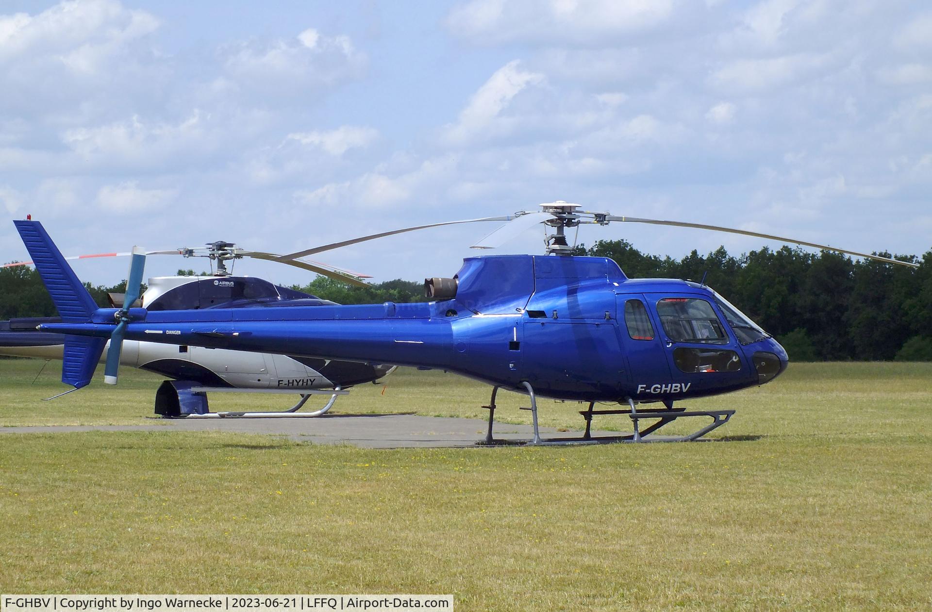 F-GHBV, Aerospatiale AS-350BA Ecureuil C/N 1544, Aerospatiale AS.350BA Ecureuil at La-Ferte-Alais airfield