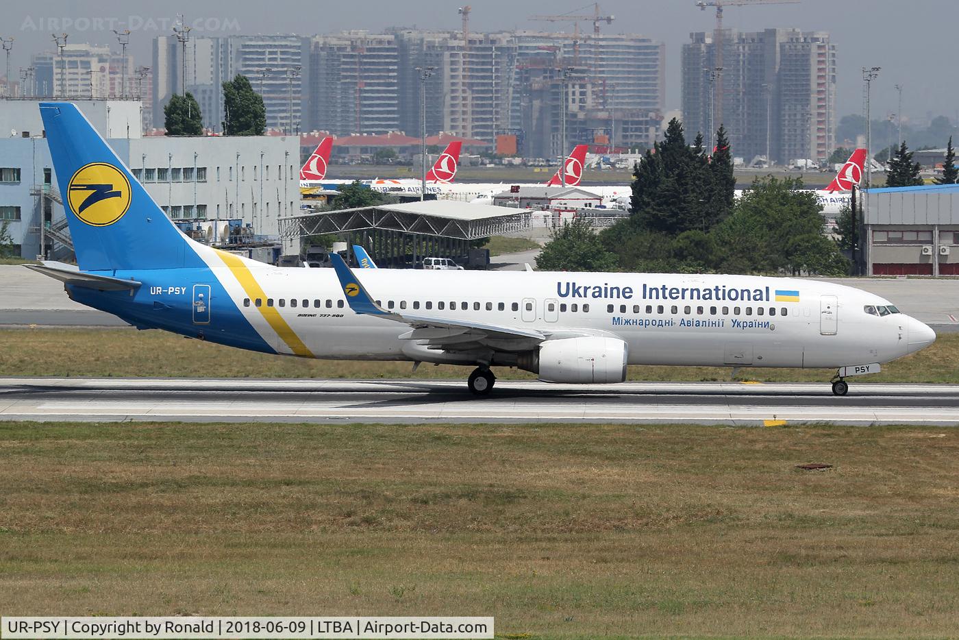 UR-PSY, 2006 Boeing 737-8EH C/N 34281, at ist