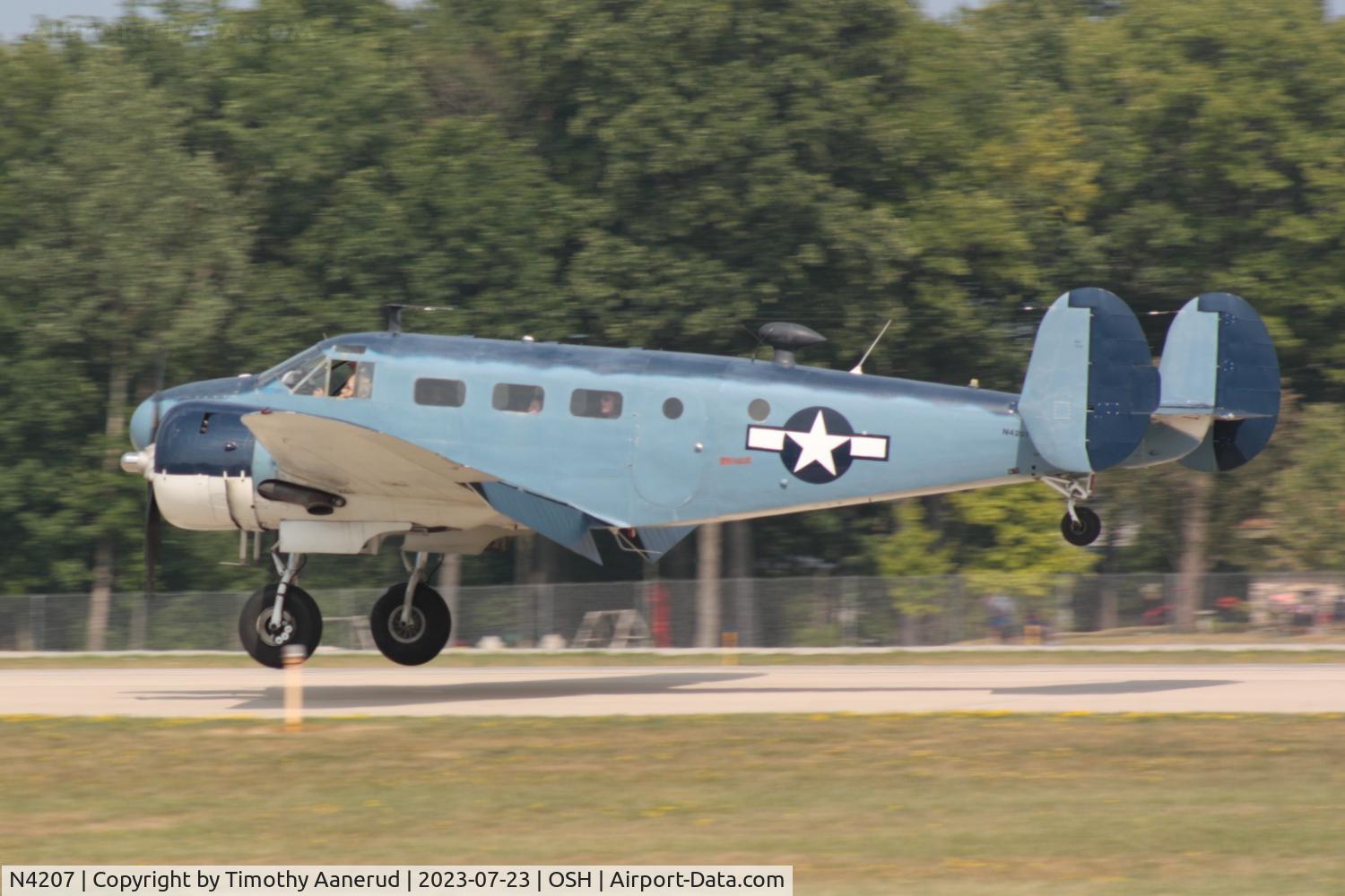 N4207, 1943 Beech UC-45J (RC-45J/SNB-5P/AT-7) Expeditor Expeditor C/N 4664, 1943 Beech UC-45J Expeditor, c/n: 4664, AirVenture 2023