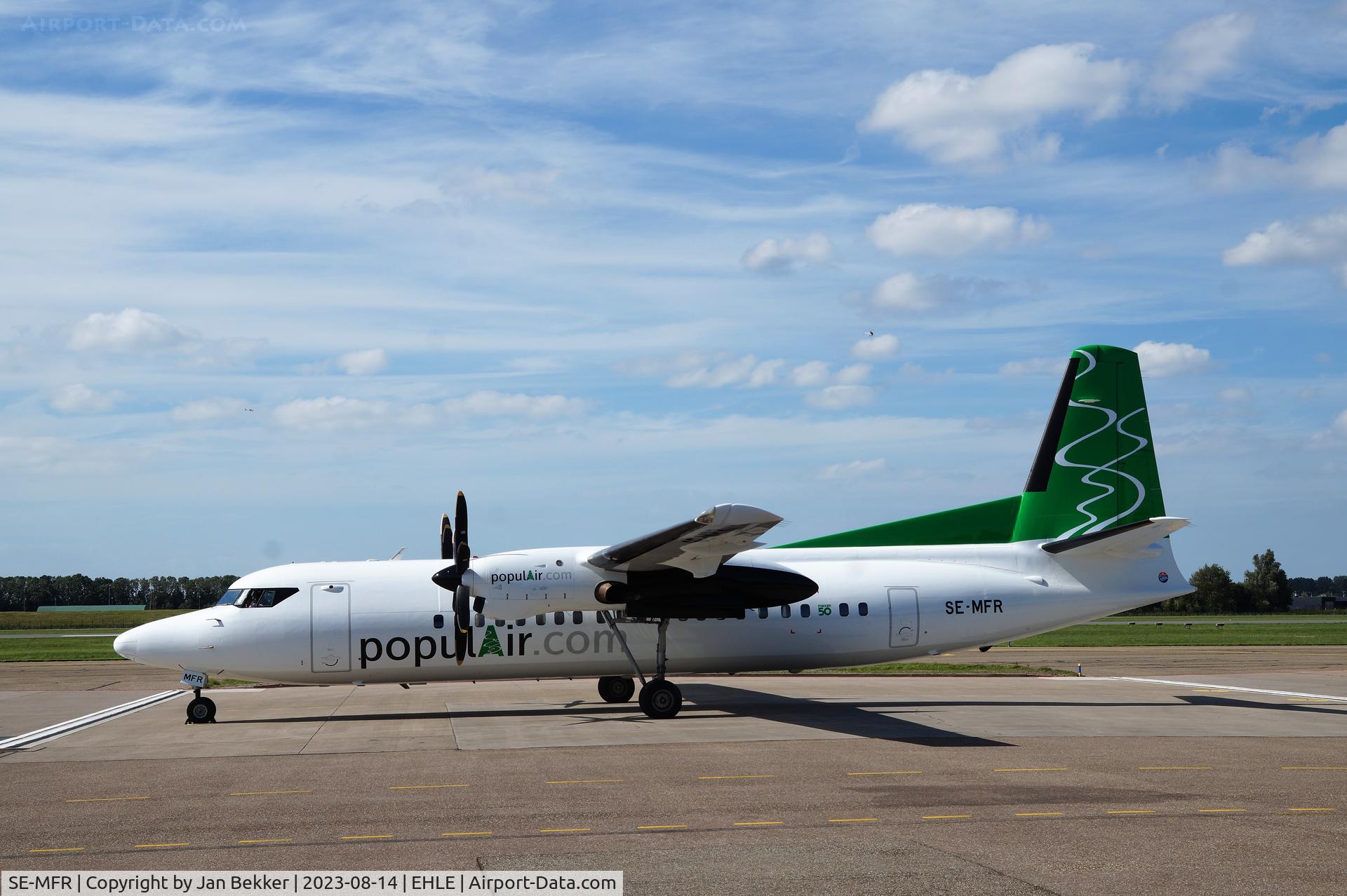 SE-MFR, 1992 Fokker 50 C/N 20264, Arrived in Lelystad in the livery of Amapola. After its metamorphosis by Satys now in the livery of PopulAir. Ready for departure.
