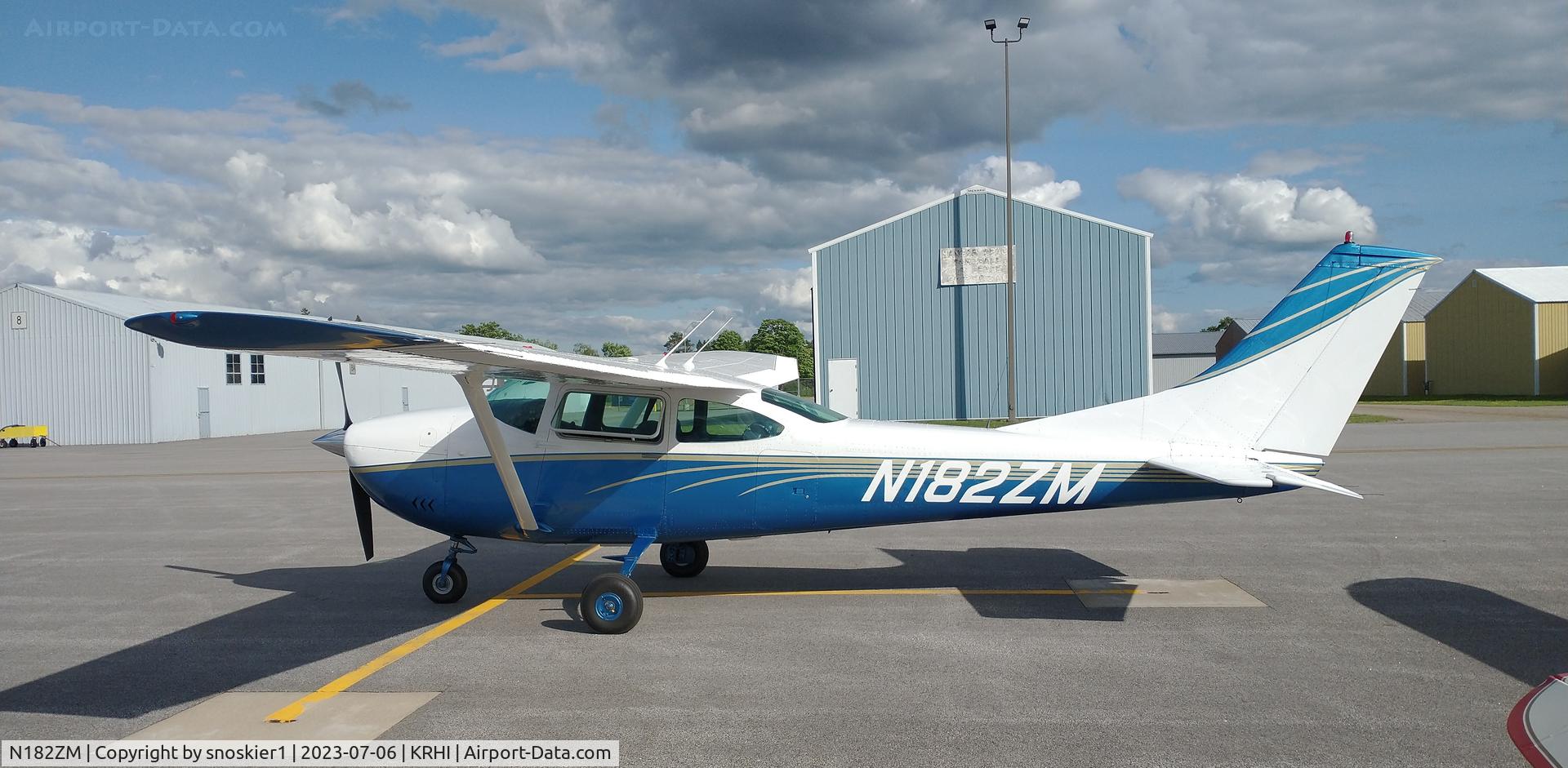N182ZM, 1969 Cessna 182M Skylane C/N 18260033, Flying Hamburger Social