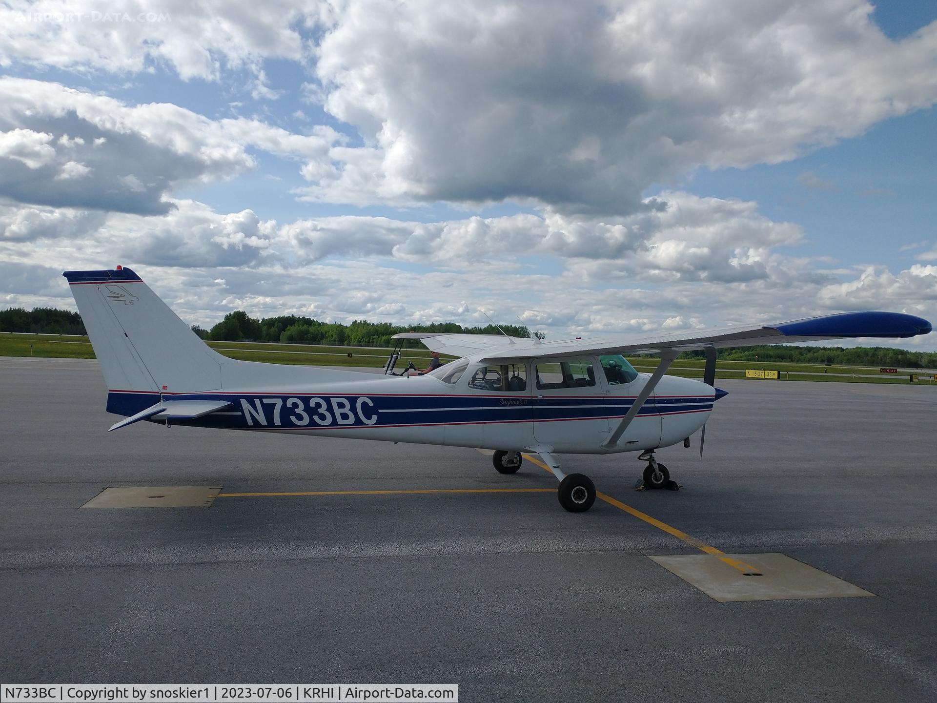 N733BC, 1976 Cessna 172N C/N 17268159, Flying Hamburger Social