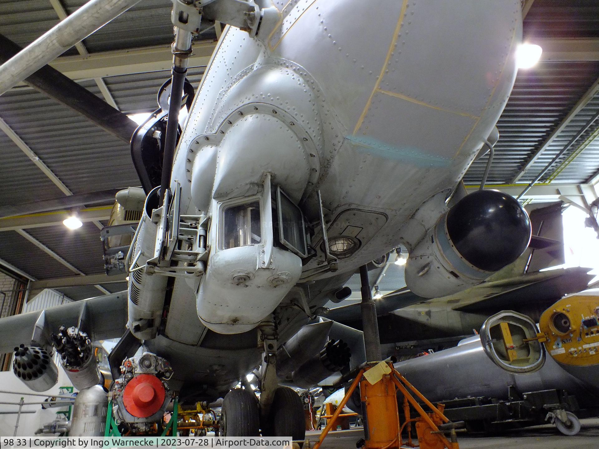 98 33, Mil Mi-24P Hind F C/N 340330, Mil Mi-24P HIND-F at the Wehrtechnische Studiensammlung (WTS), Koblenz