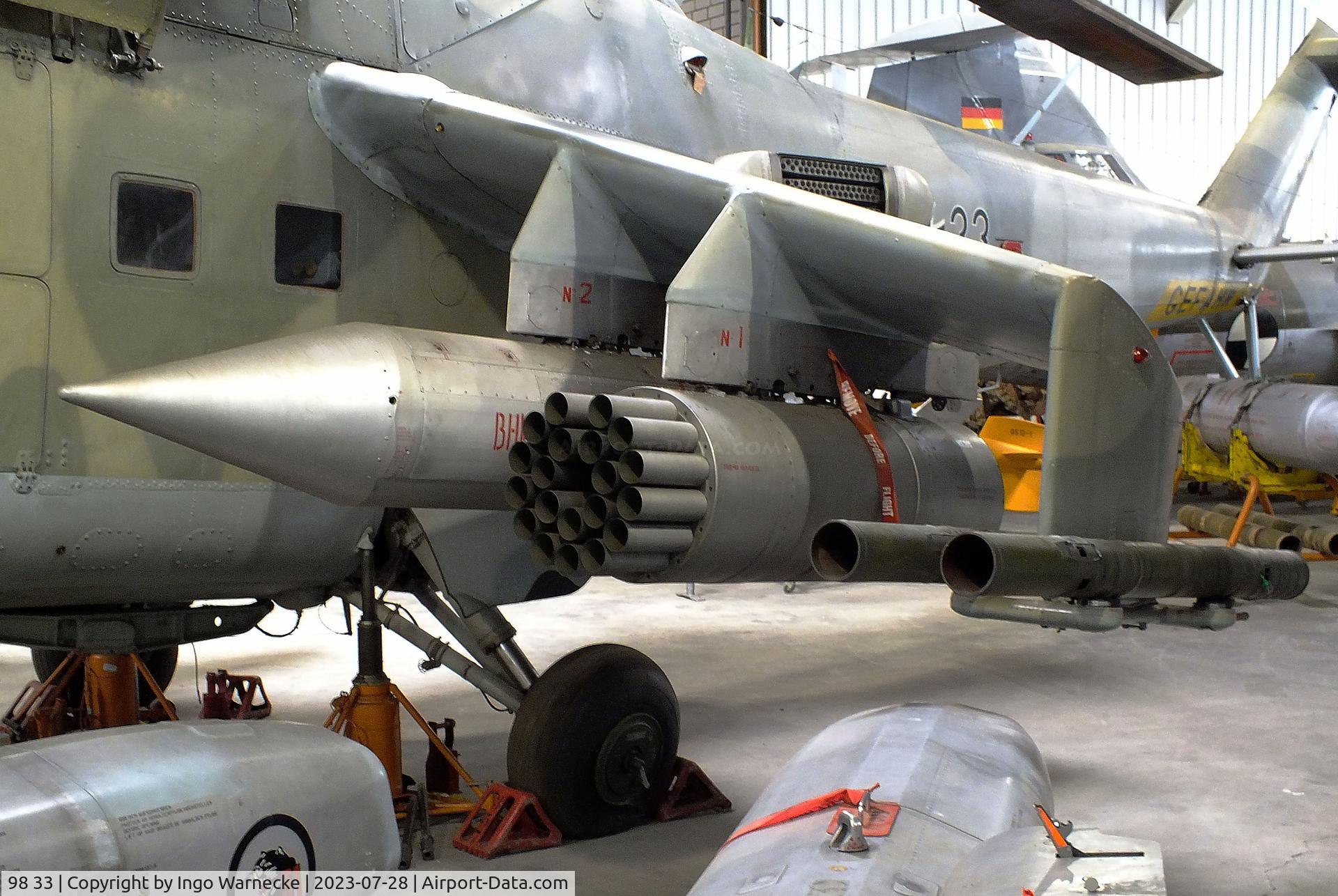 98 33, Mil Mi-24P Hind F C/N 340330, Mil Mi-24P HIND-F at the Wehrtechnische Studiensammlung (WTS), Koblenz