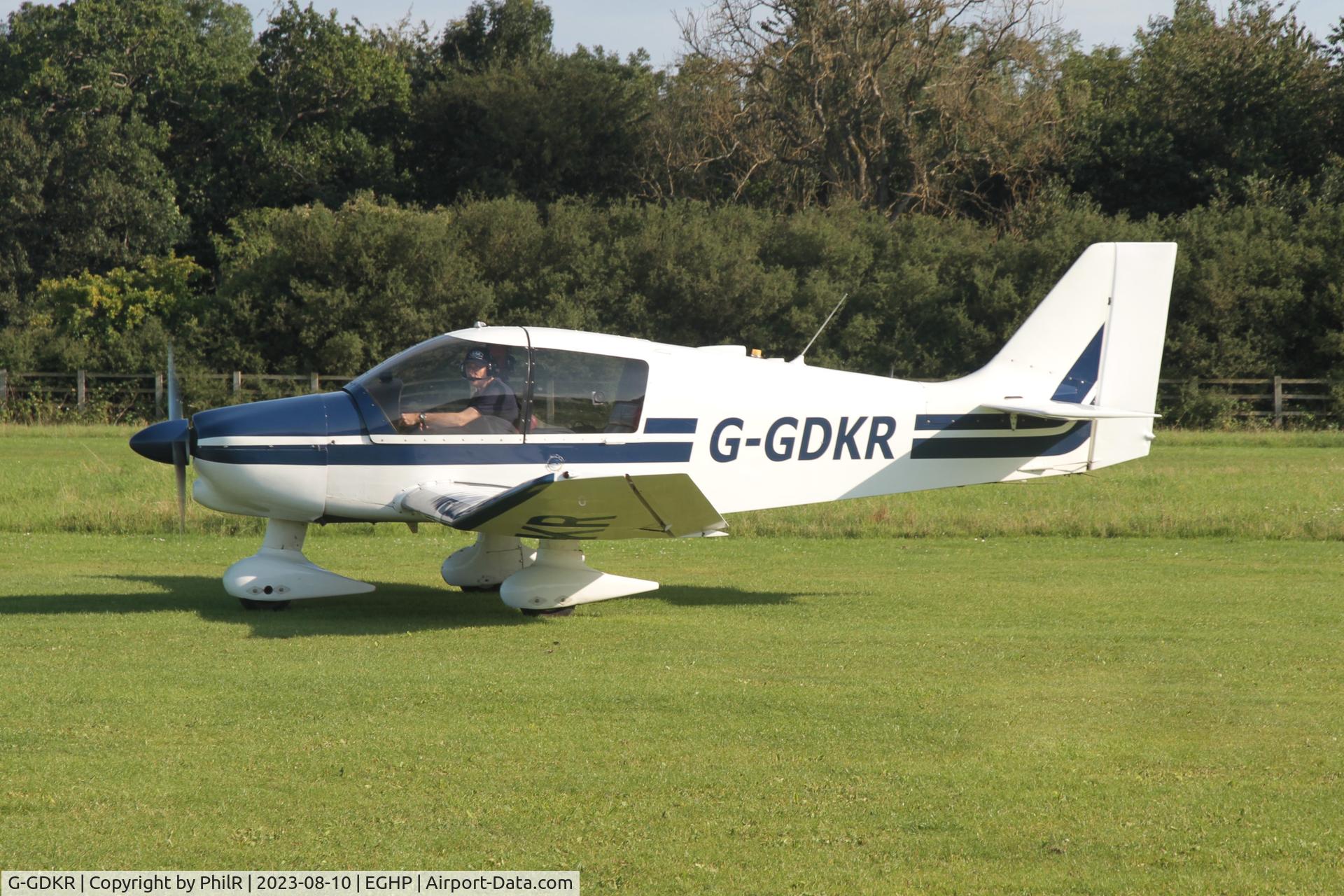 G-GDKR, 1983 Robin DR-400-140B Major C/N 1623, G-GDKR 1983 Avions Pierre Robin CEA DR400 140B Major Popham