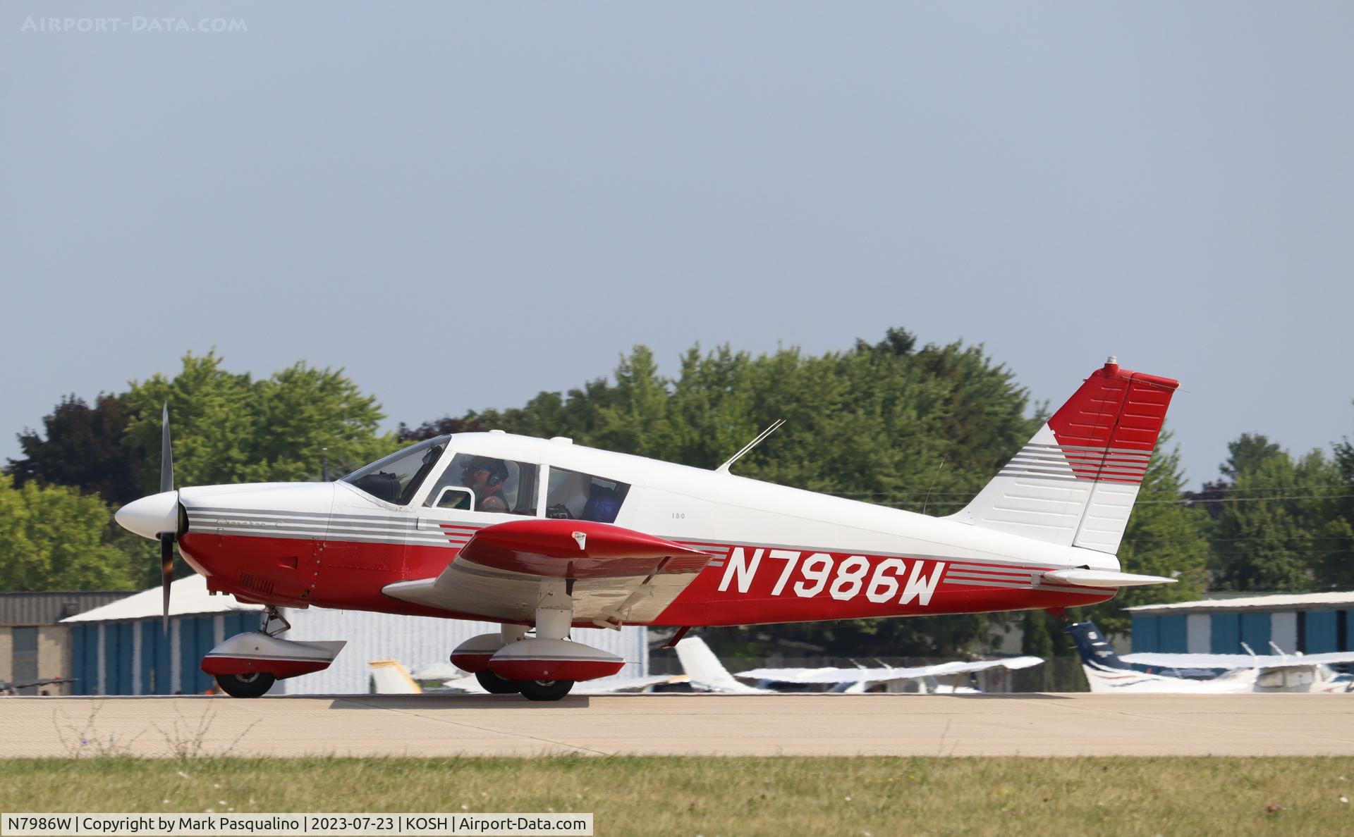 N7986W, 1964 Piper PA-28-180 C/N 28-2042, Piper PA-28-180