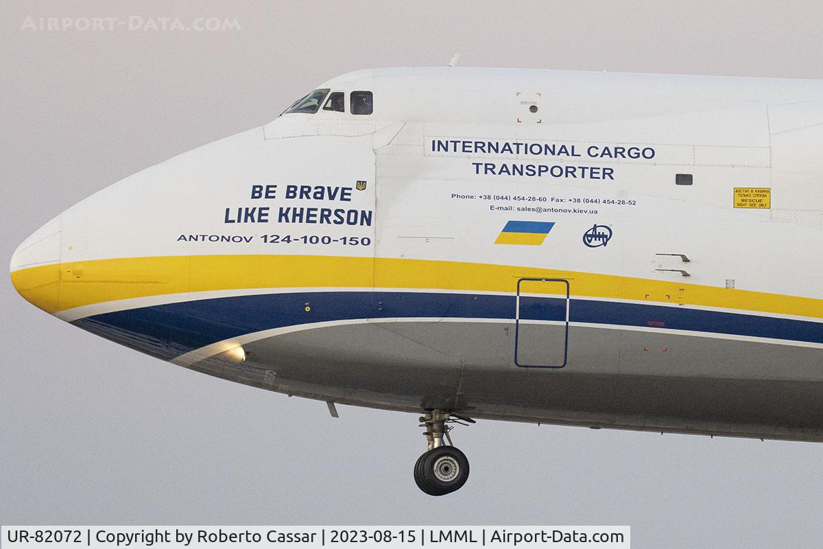 UR-82072, 1993 Antonov An-124-100 Ruslan C/N 9773053359136, Runway 31
