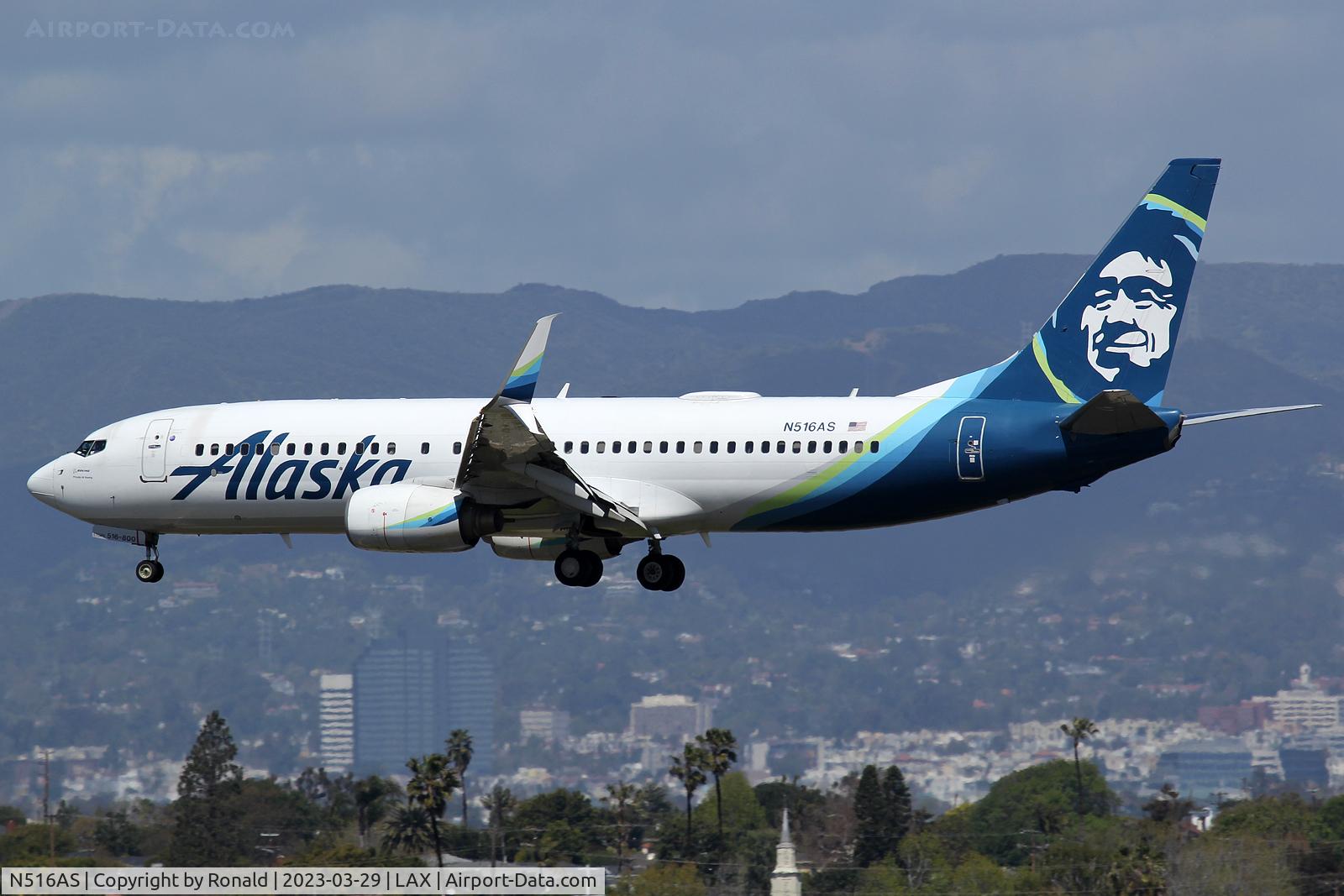 N516AS, 2008 Boeing 737-890 C/N 39044, at lax