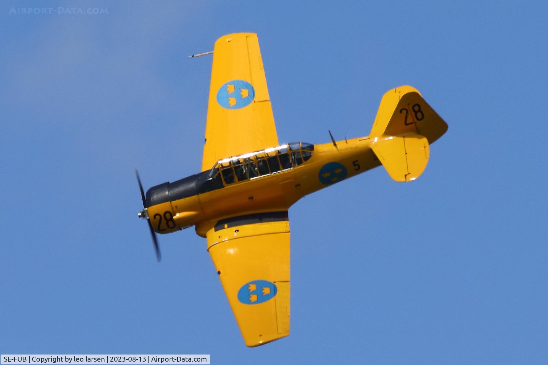 SE-FUB, 1943 Noorduyn Sk.16A Harvard C/N 14-725, Værløse Denmark 13.8.2023