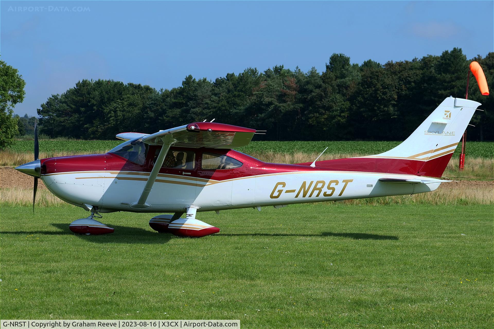 G-NRST, 2018 Cessna 182T Skylane C/N 18283039, Departing from Northrepps.