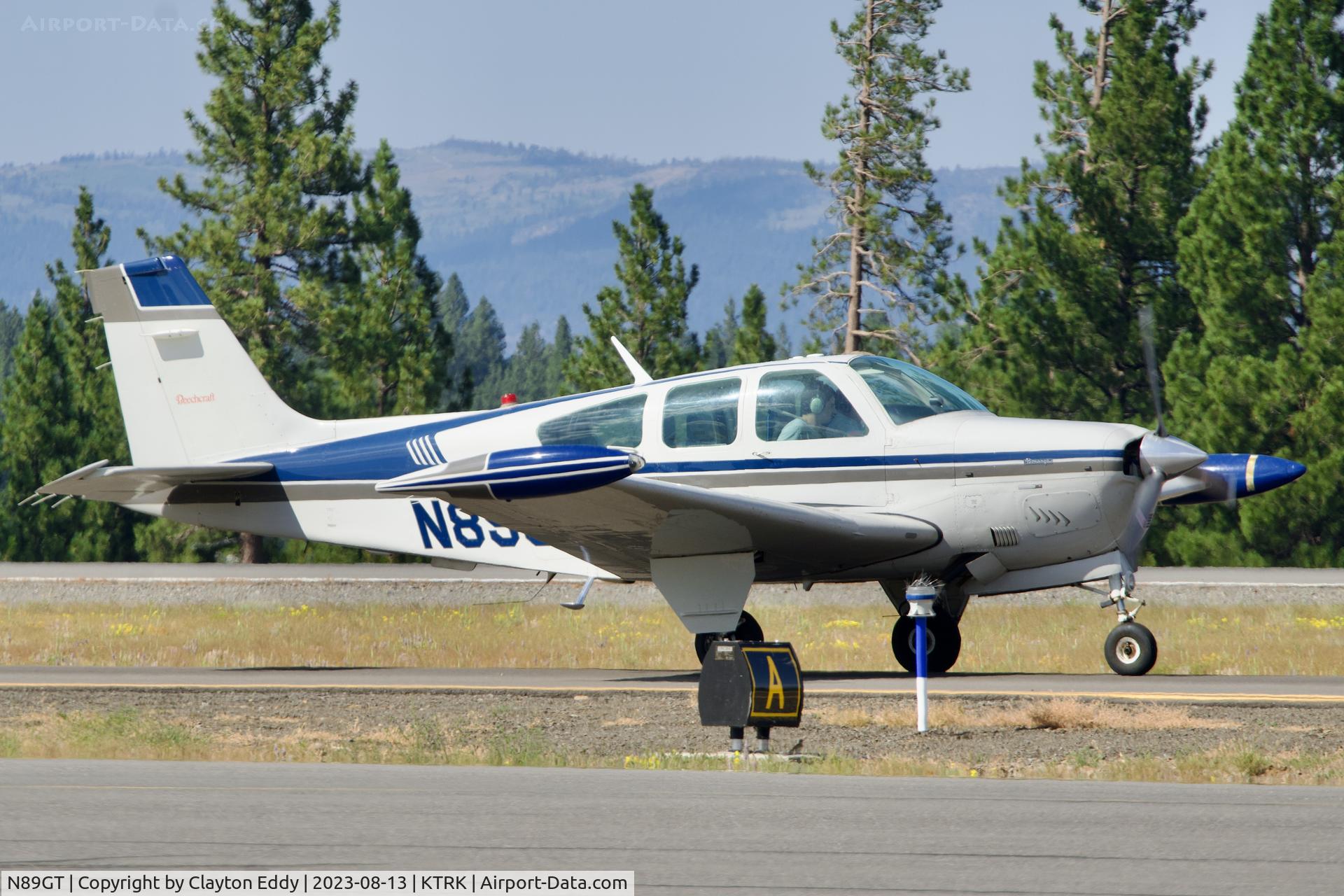 N89GT, 1989 Beech F33A Bonanza C/N CE-1383, Truckee Tahoe airport in California 2023.