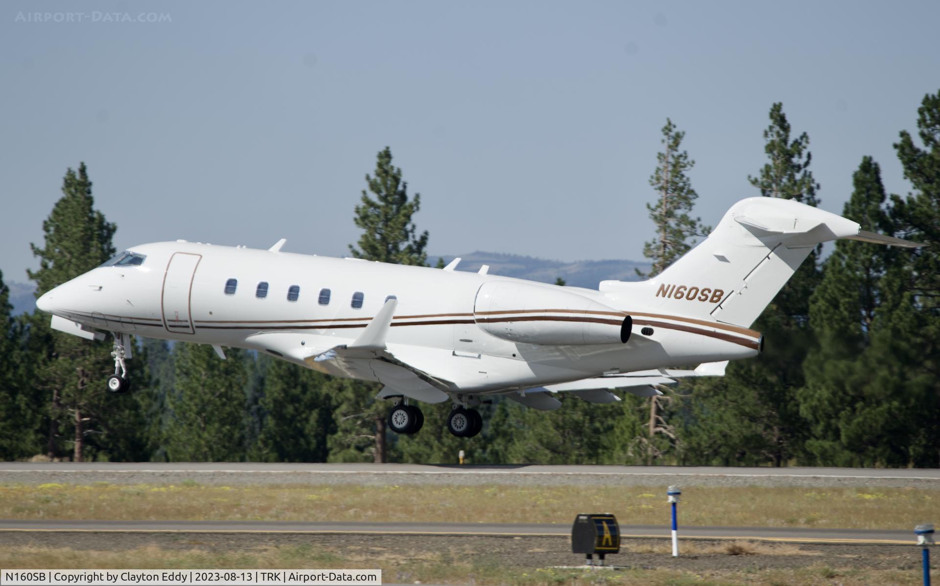 N160SB, Bombardier Challenger 300 (BD-100-1A10) C/N 20293, Truckee Tahoe airport in California 2023.
