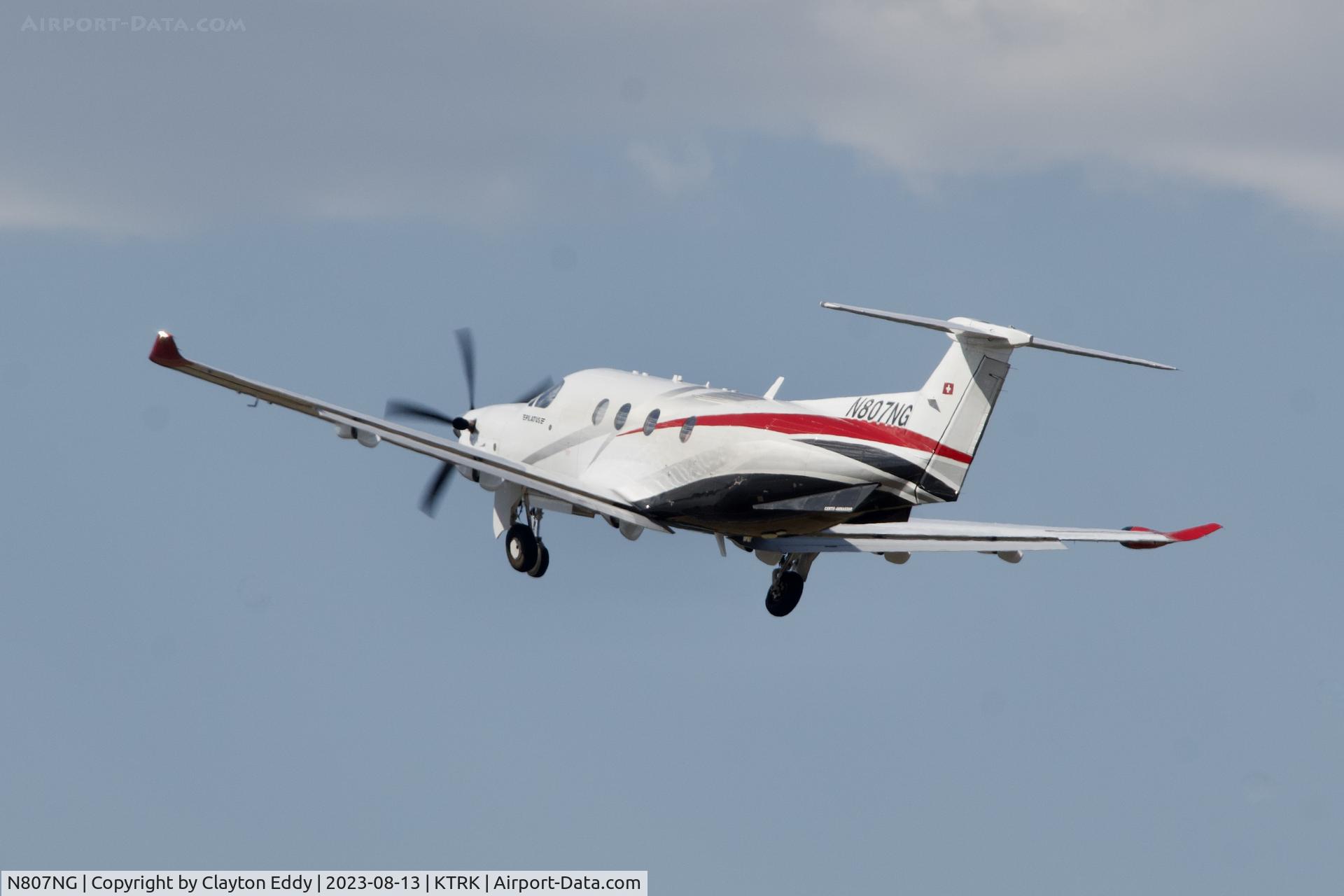N807NG, 2018 Pilatus PC-12/47E C/N 1807, Truckee Tahoe airport in California 2023.