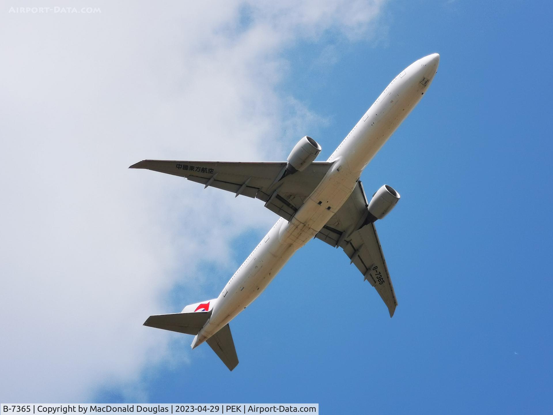 B-7365, 2016 Boeing 777-39P/ER C/N 43280, Take off on runway 18L