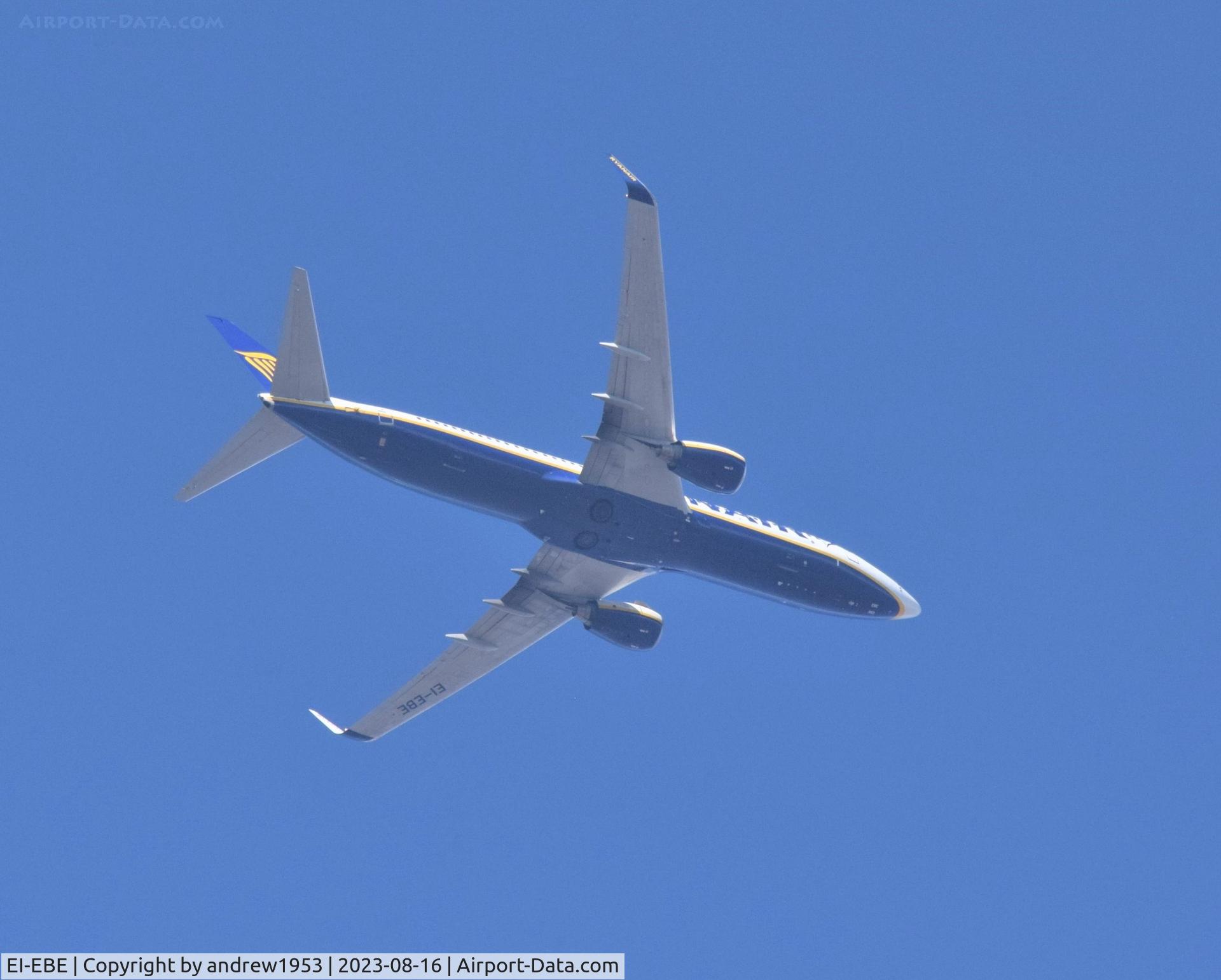 EI-EBE, 2009 Boeing 737-8AS C/N 37523, EI-EBE over the Bristol Channel.