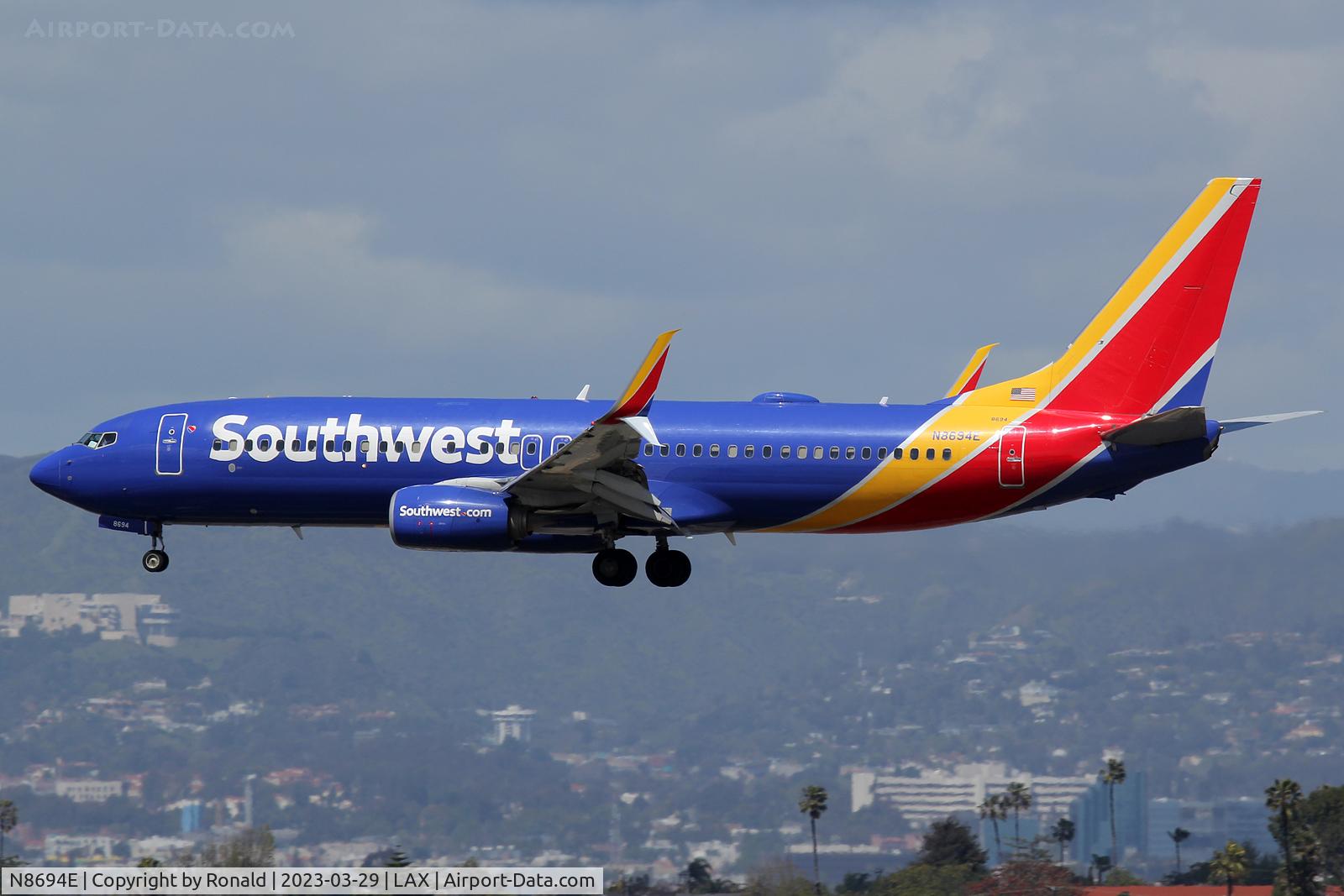 N8694E, 2016 Boeing 737-8H4 C/N 36661, at lax