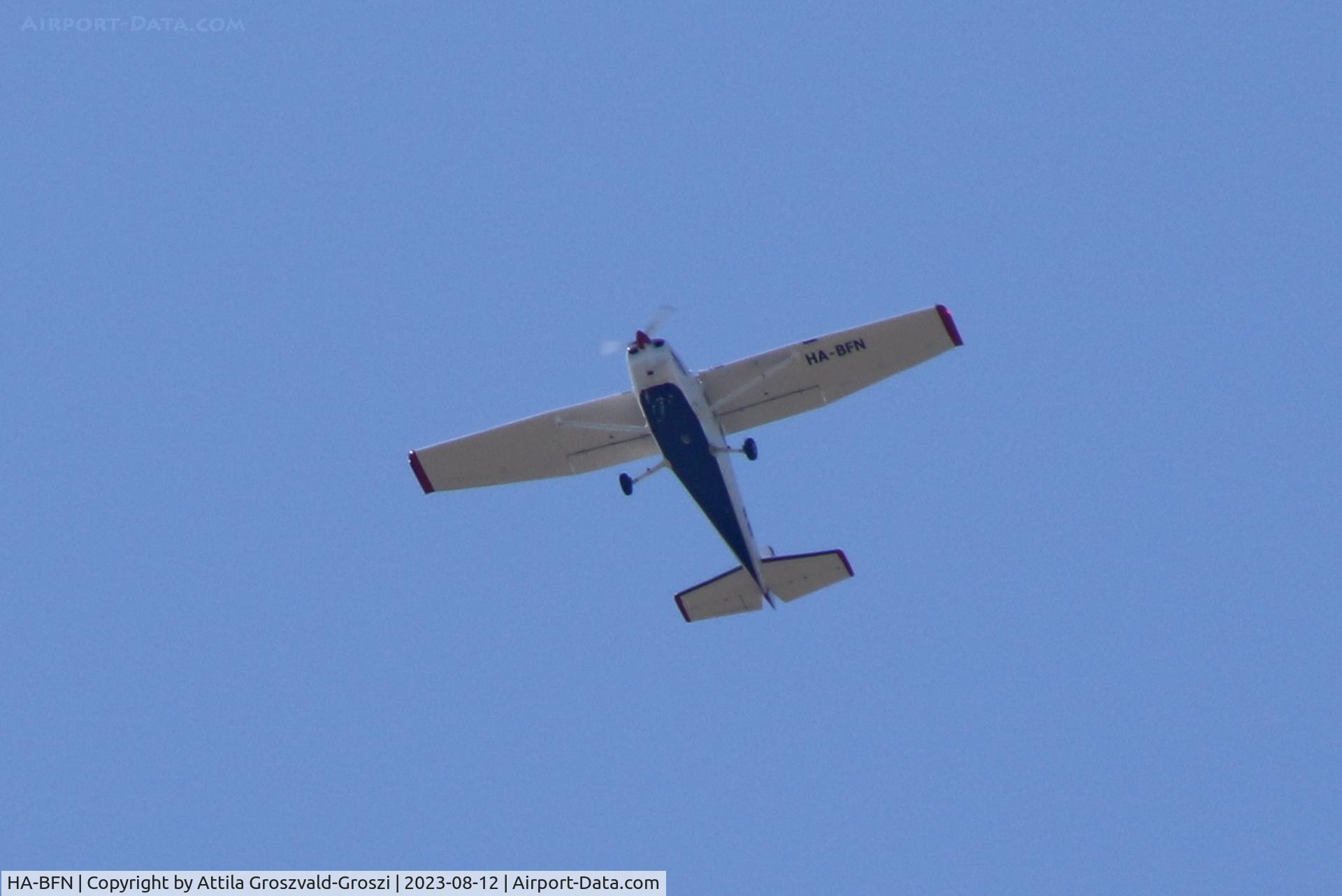 HA-BFN, Reims F172P Skyhawk II C/N F17202193, In the airspace of Úrhida Airport, Hungary