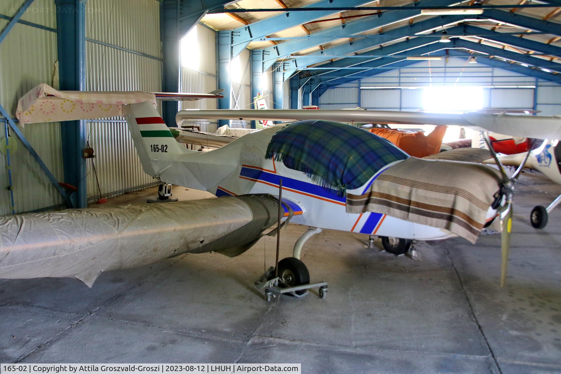 165-02, Microlight V-09 Vércse C/N 02, LHUH - Úrhida Airport, Hungary