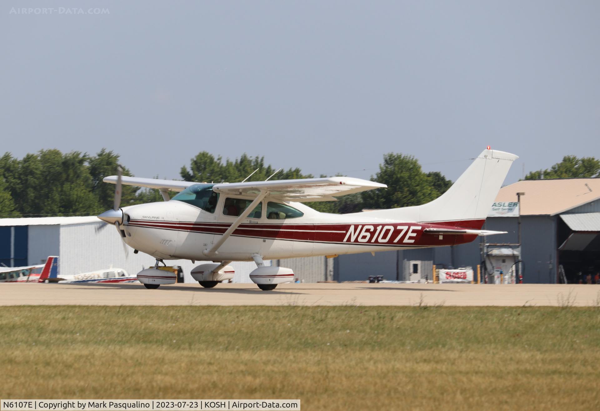 N6107E, 1983 Cessna 182R Skylane C/N 18268345, Cessna 182R