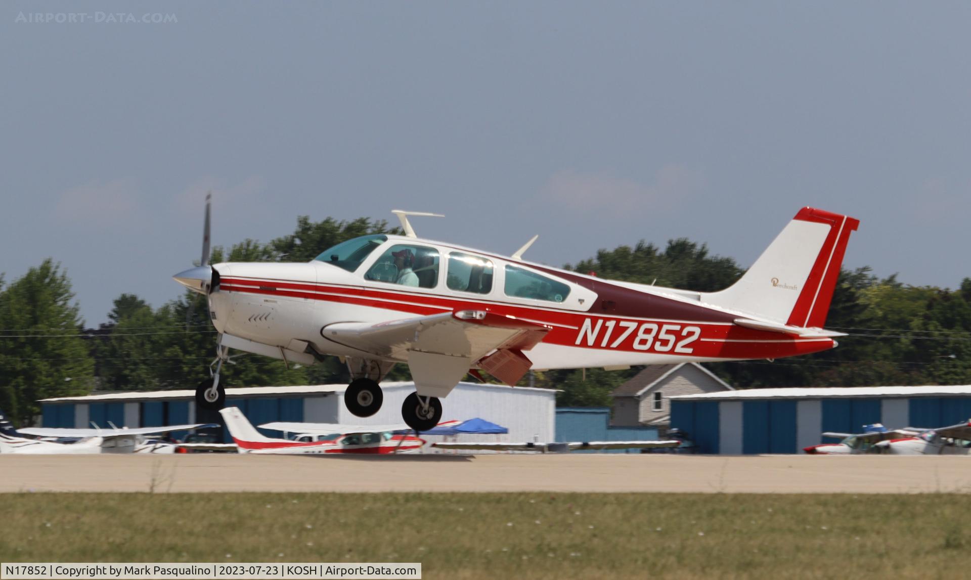 N17852, 1977 Beech F33A Bonanza C/N CE-715, Beech F33A