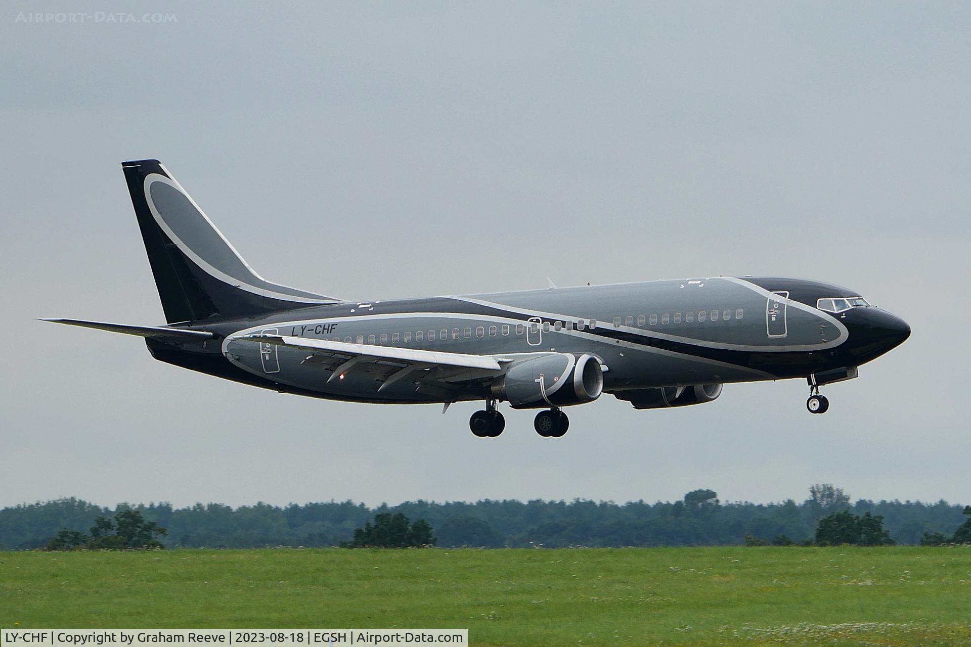 LY-CHF, 1997 Boeing 737-31S C/N 29057, Landing at Norwich.